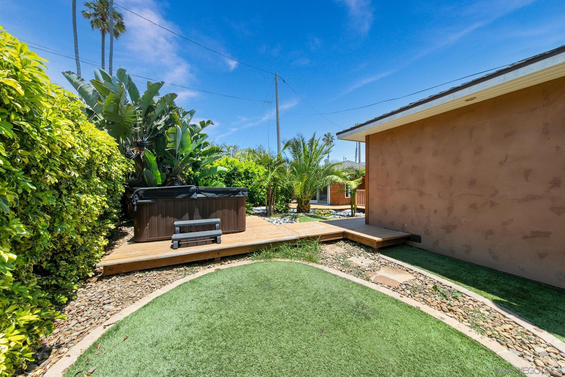 Detail Gallery Image 36 of 55 For 4853/620  Ocean/Law, San Diego,  CA 92109 - 3 Beds | 3/1 Baths