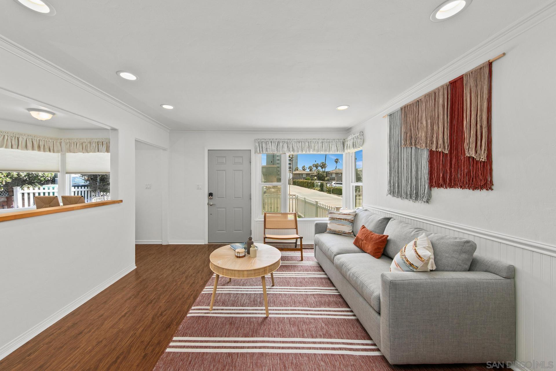 Detail Gallery Image 48 of 55 For 4853/620  Ocean/Law, San Diego,  CA 92109 - 3 Beds | 3/1 Baths