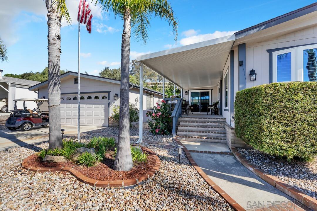 Detail Gallery Image 4 of 68 For 18218  Paradise Mountain Rd  #203,  Valley Center,  CA 92082 - 2 Beds | 2 Baths