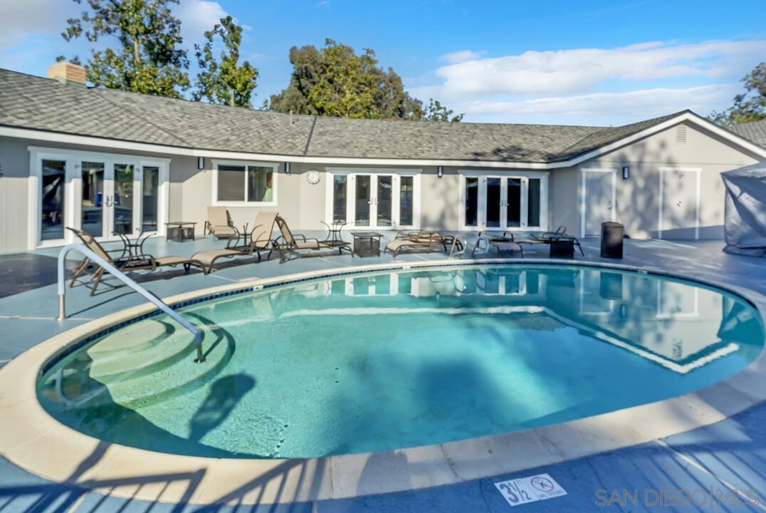 Detail Gallery Image 43 of 68 For 18218  Paradise Mountain Rd  #203,  Valley Center,  CA 92082 - 2 Beds | 2 Baths