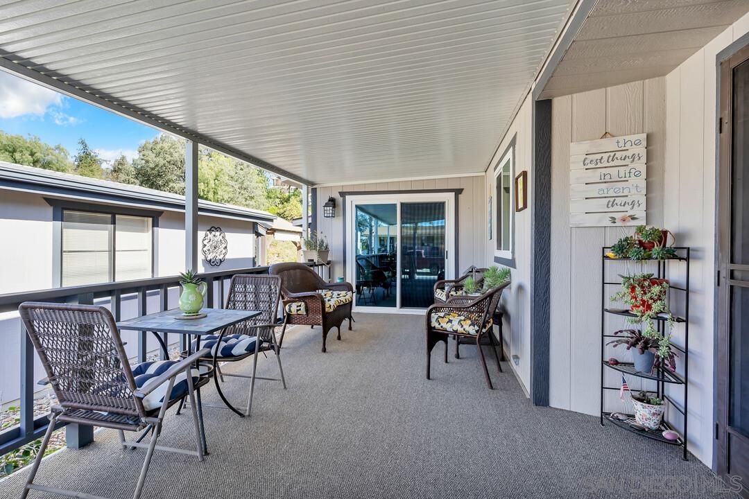 Detail Gallery Image 8 of 68 For 18218  Paradise Mountain Rd  #203,  Valley Center,  CA 92082 - 2 Beds | 2 Baths