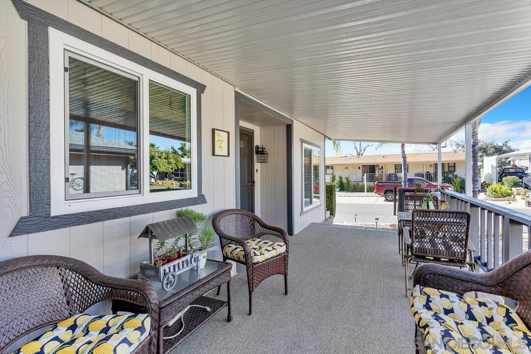 Detail Gallery Image 9 of 68 For 18218  Paradise Mountain Rd  #203,  Valley Center,  CA 92082 - 2 Beds | 2 Baths