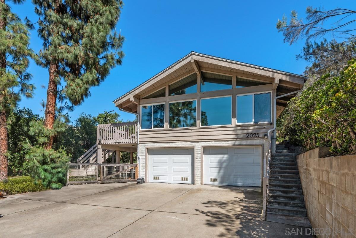 Detail Gallery Image 1 of 1 For 2025  Forester Creek Rd, El Cajon,  CA 92021 - 4 Beds | 2/1 Baths