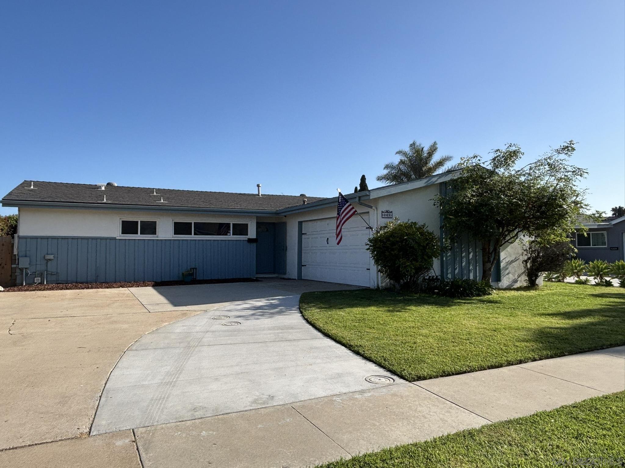 Detail Gallery Image 1 of 1 For 8835  Haveteur Way, San Diego,  CA 92123 - 4 Beds | 2 Baths