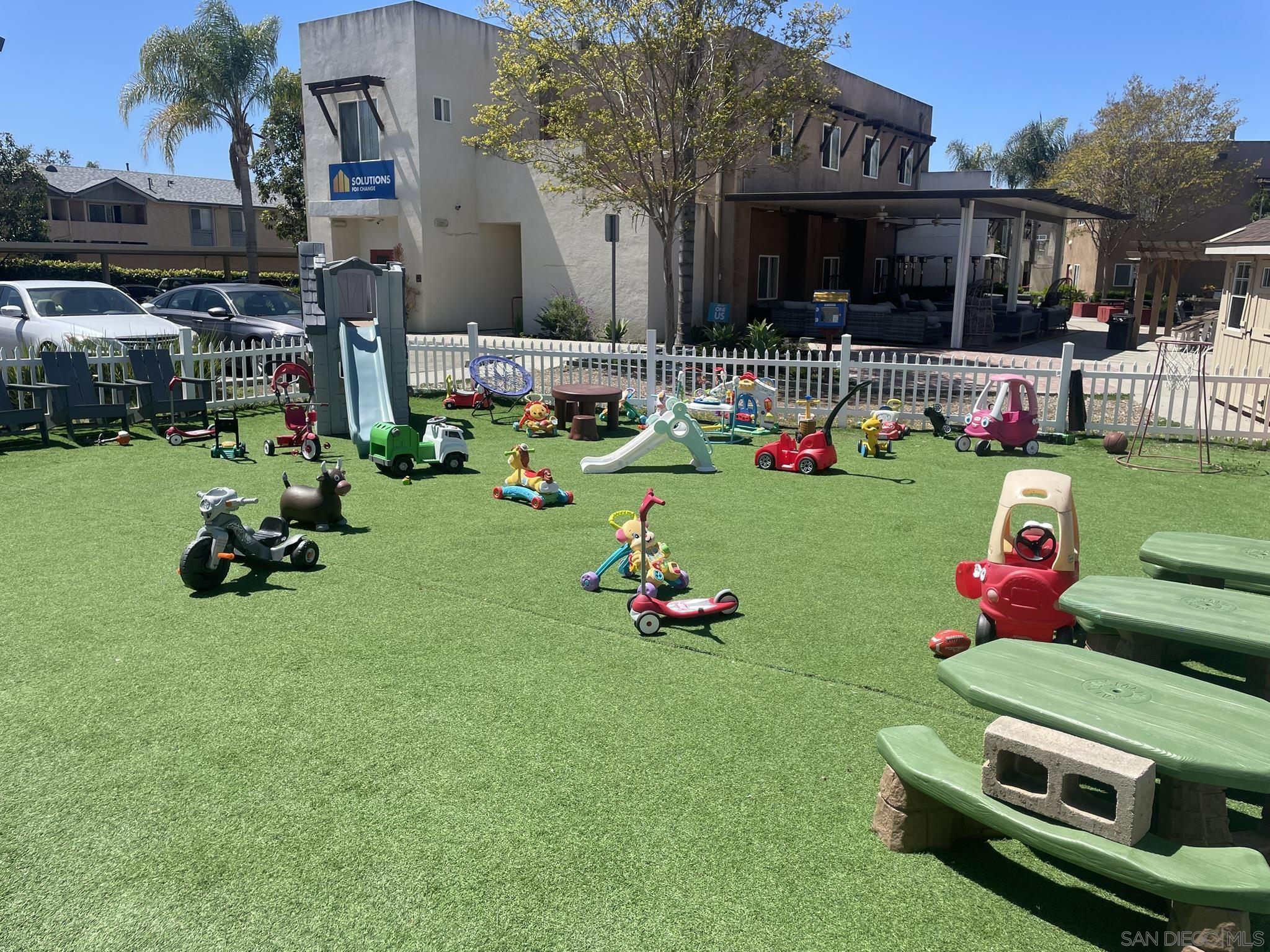 Detail Gallery Image 1 of 1 For 720 W California Ave., Vista,  CA 92083 - – Beds | – Baths