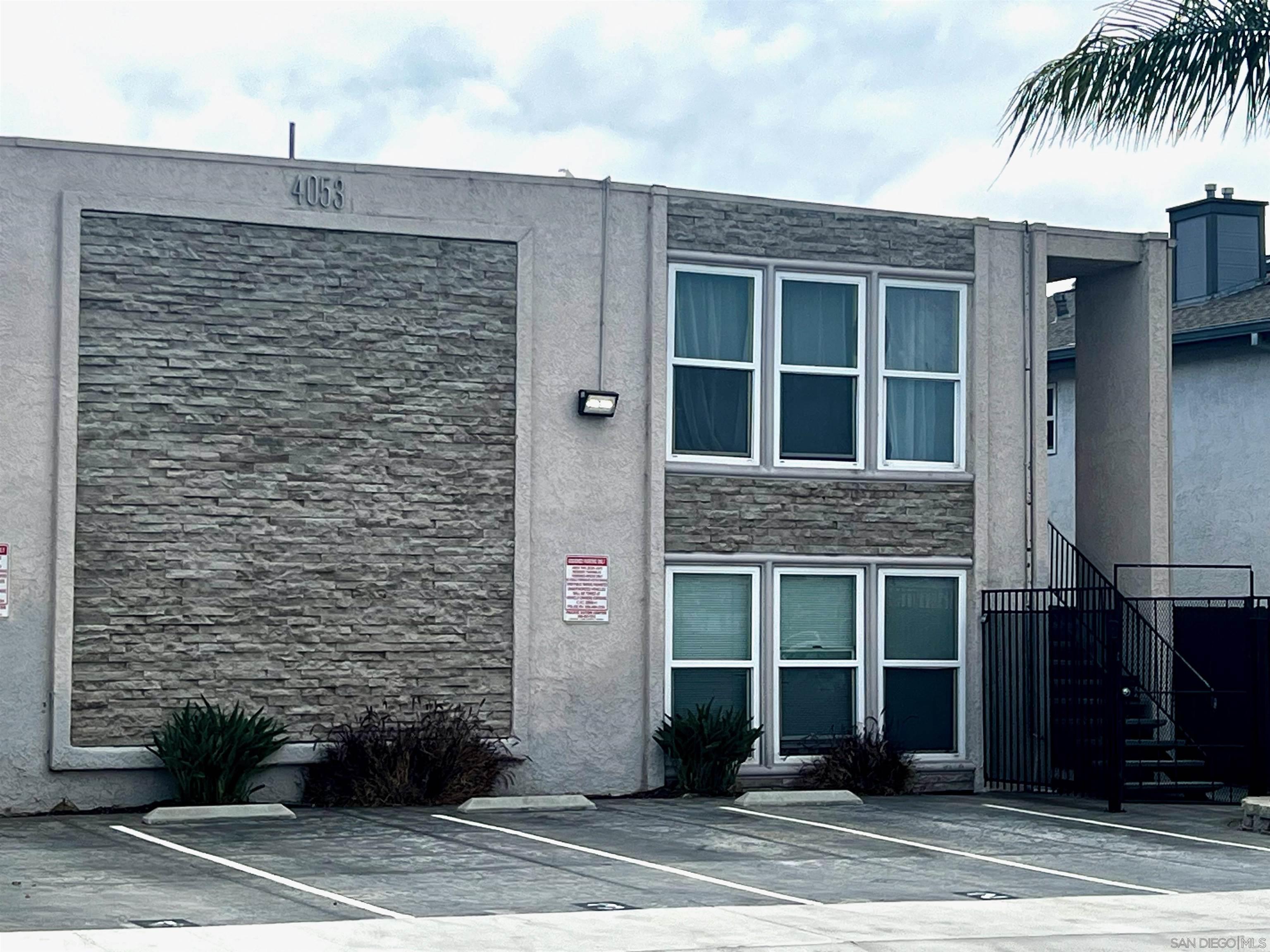 Front Image Thumbnail for SD250032640