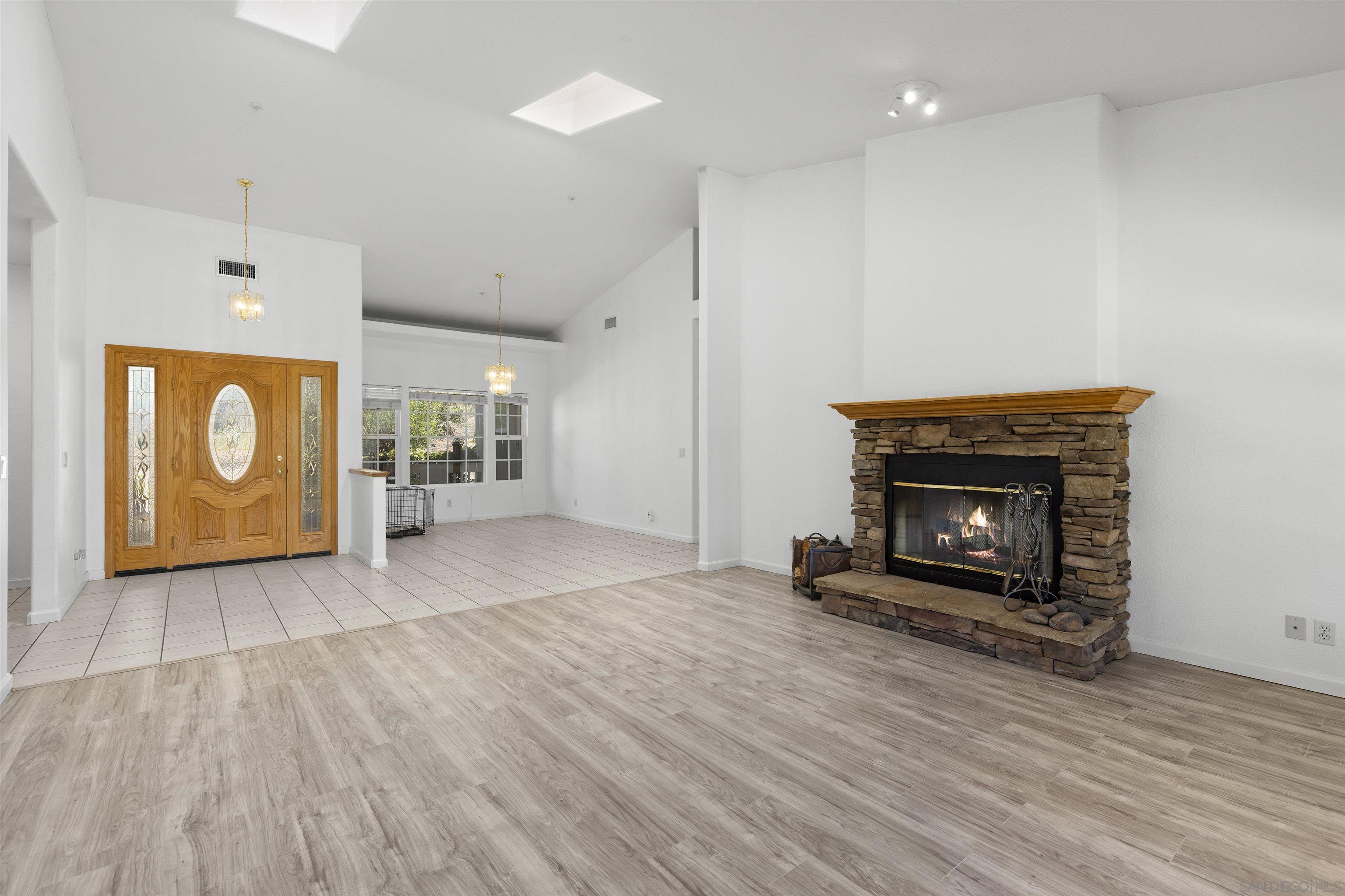 Detail Gallery Image 5 of 49 For 24849  Pappas Rd, Ramona,  CA 92065 - 4 Beds | 2/1 Baths