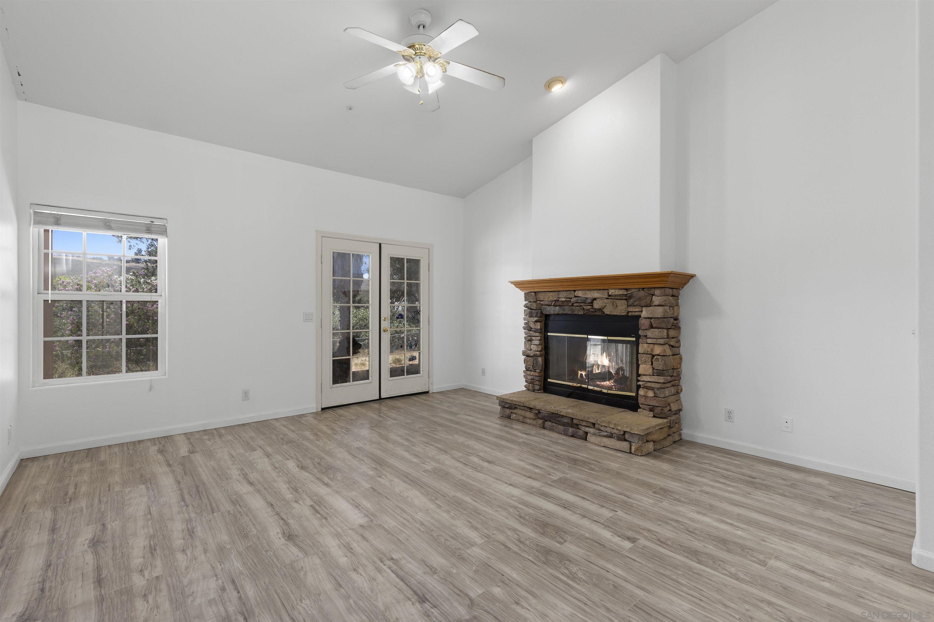 Detail Gallery Image 7 of 49 For 24849  Pappas Rd, Ramona,  CA 92065 - 4 Beds | 2/1 Baths