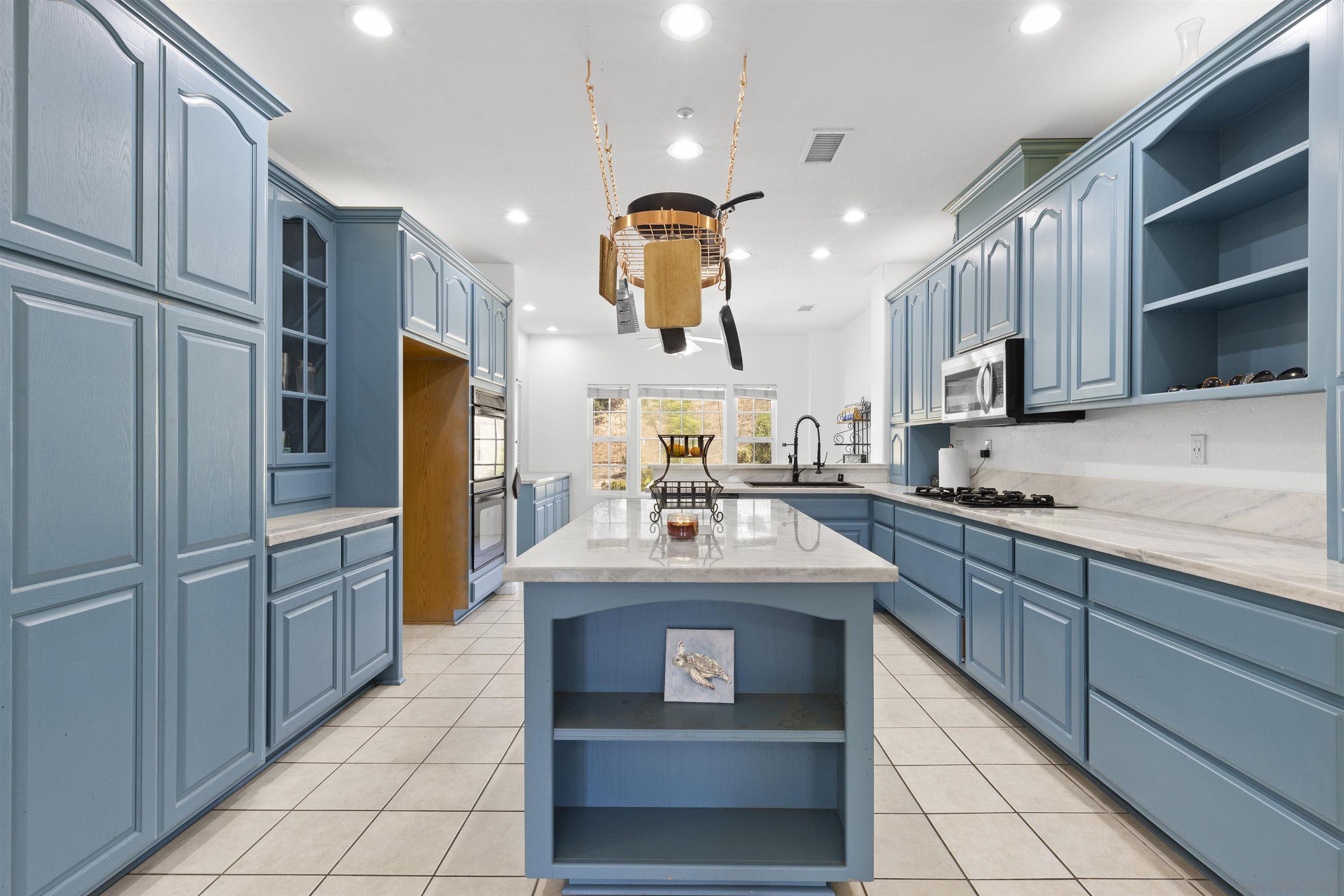 Detail Gallery Image 10 of 49 For 24849  Pappas Rd, Ramona,  CA 92065 - 4 Beds | 2/1 Baths