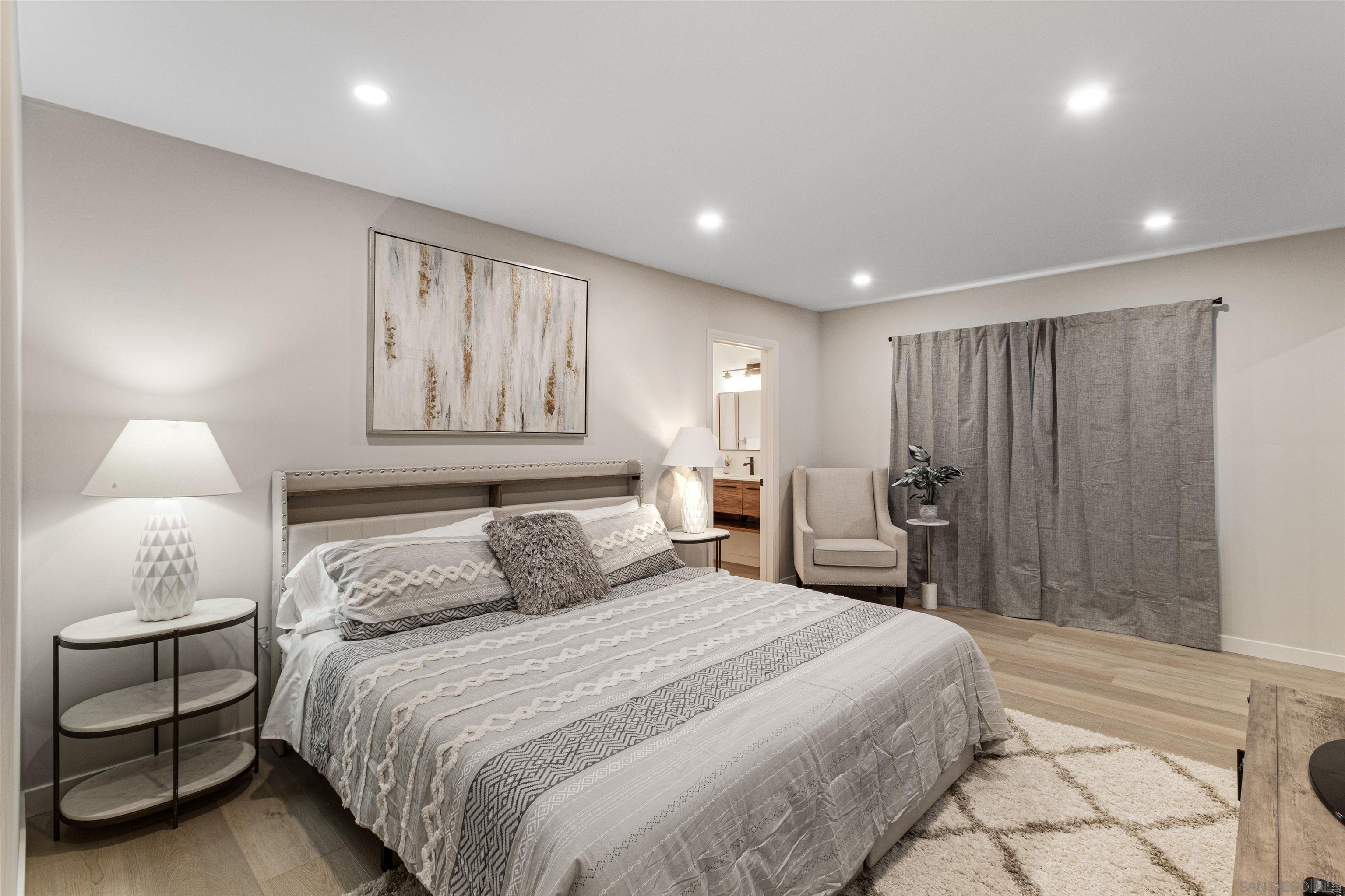 Detail Gallery Image 13 of 35 For 6665  Amherst, San Diego,  CA 92115 - 3 Beds | 2 Baths