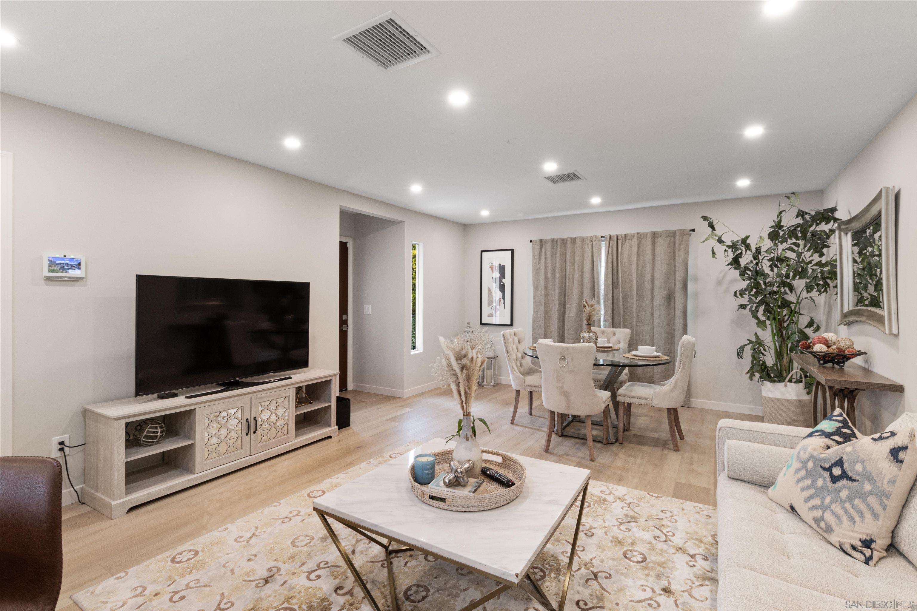 Detail Gallery Image 22 of 35 For 6665  Amherst, San Diego,  CA 92115 - 3 Beds | 2 Baths