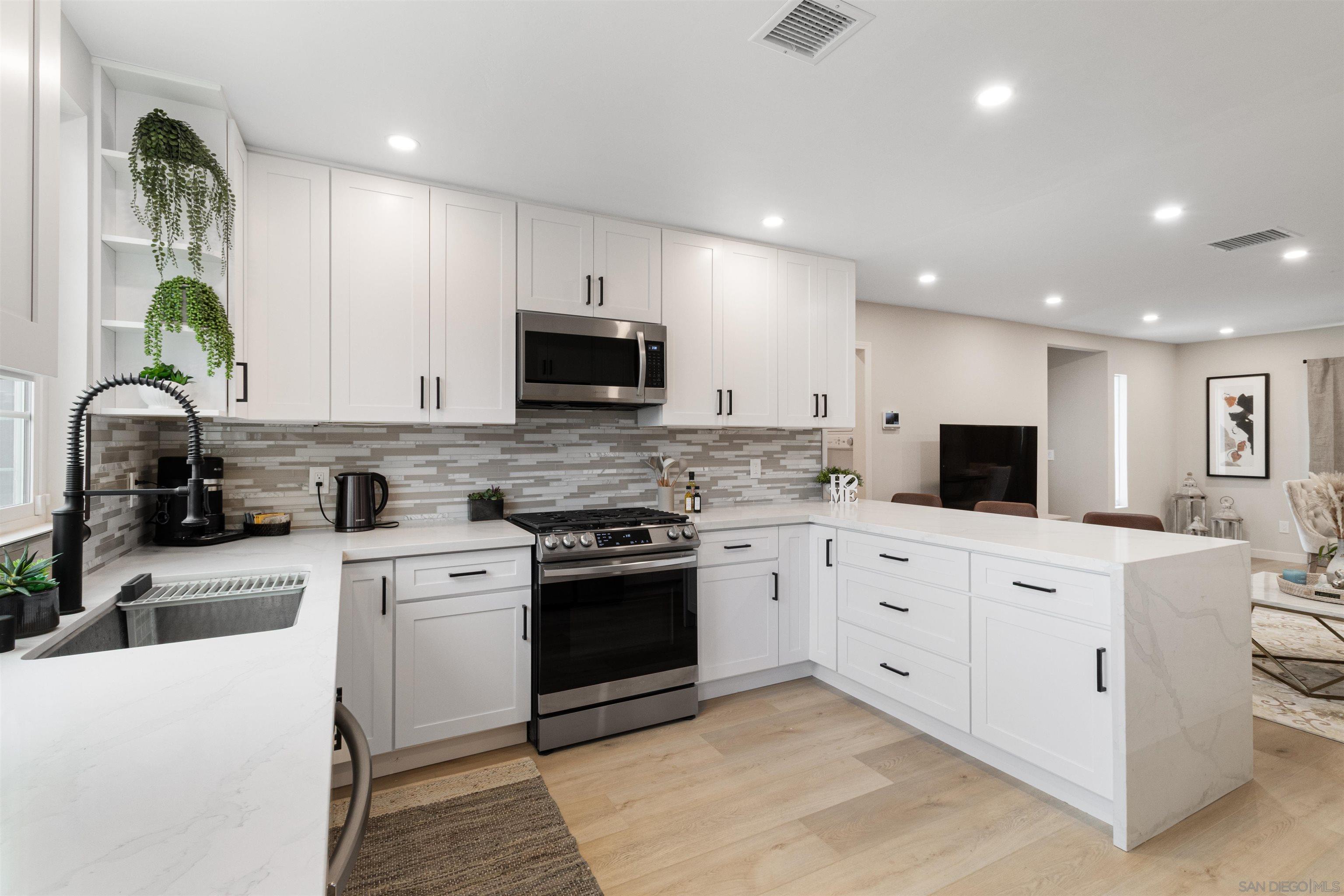 Detail Gallery Image 28 of 35 For 6665  Amherst, San Diego,  CA 92115 - 3 Beds | 2 Baths