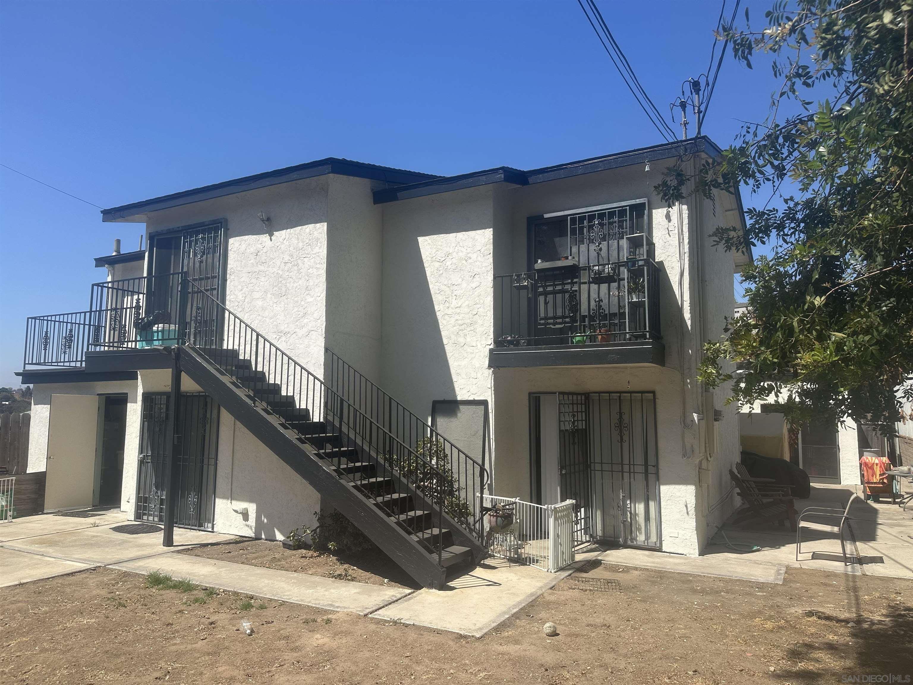 Detail Gallery Image 1 of 7 For 4281  College Ave, San Diego,  CA 92115 - 6 Beds | 5 Baths