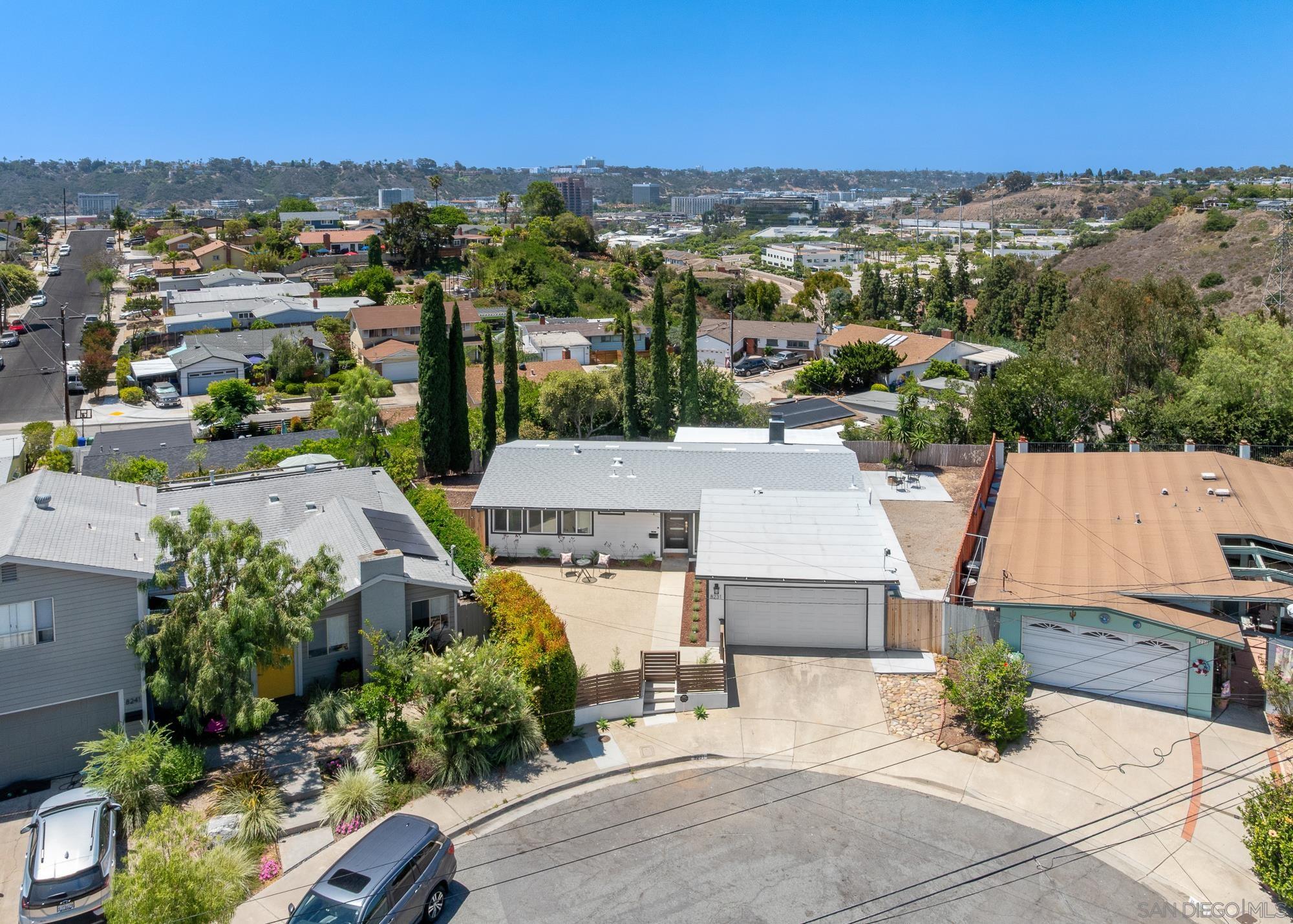 Detail Gallery Image 1 of 1 For 8231  Polizzi, San Diego,  CA 92123 - 3 Beds | 2 Baths