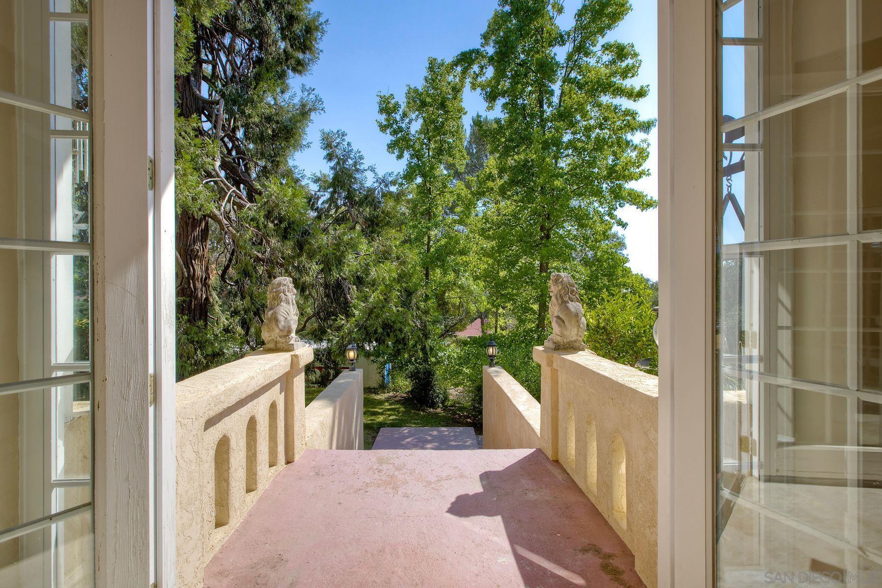 Detail Gallery Image 5 of 60 For 20121  Highway 76, Pauma Valley,  CA 92061 - 6 Beds | 5 Baths