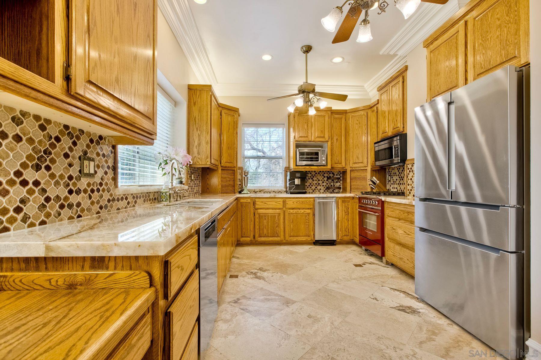 Detail Gallery Image 7 of 60 For 20121  Highway 76, Pauma Valley,  CA 92061 - 6 Beds | 5 Baths