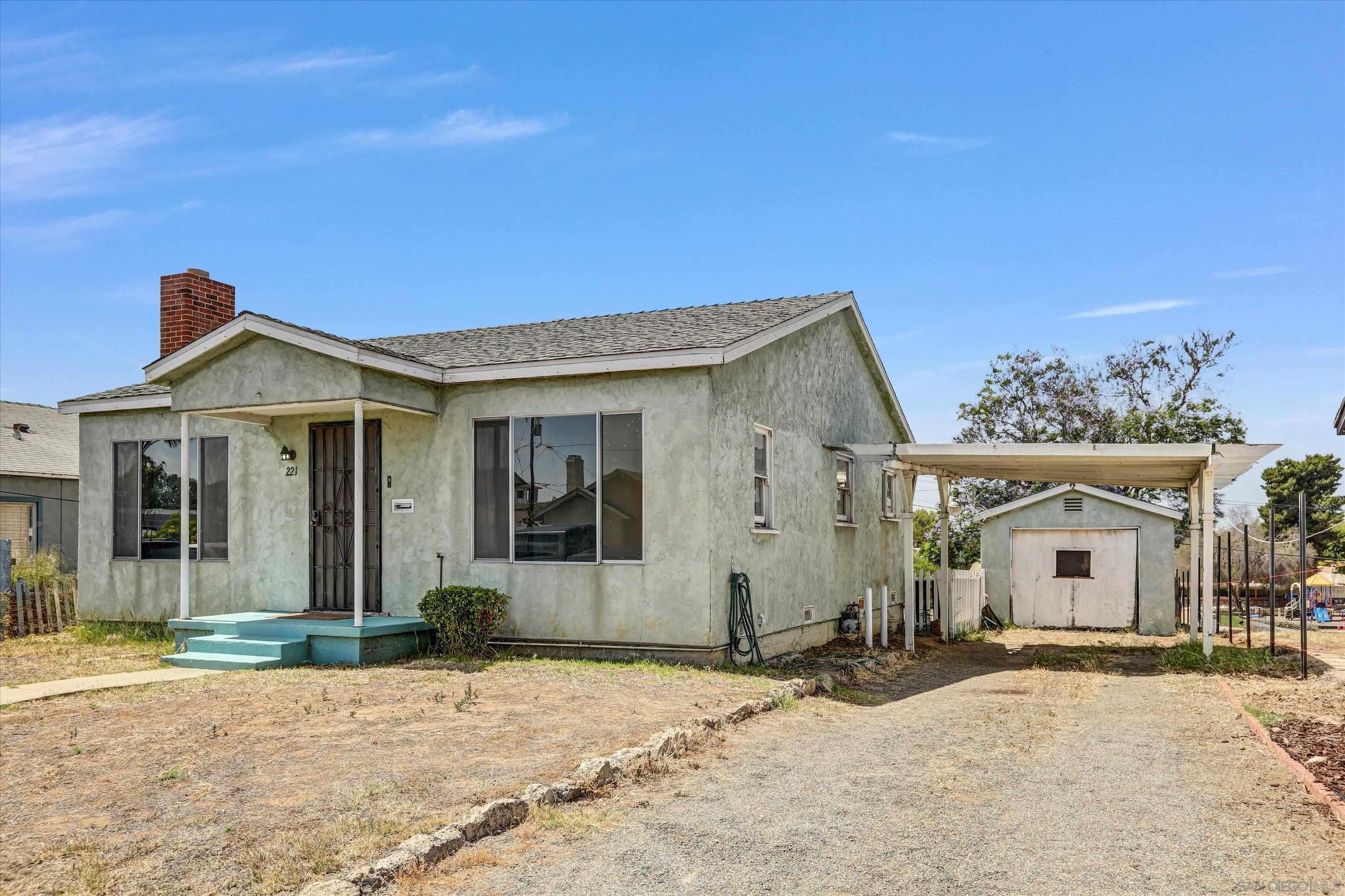 Detail Gallery Image 1 of 1 For 221  Alvarado, Chula Vista,  CA 91910 - 3 Beds | 1 Baths