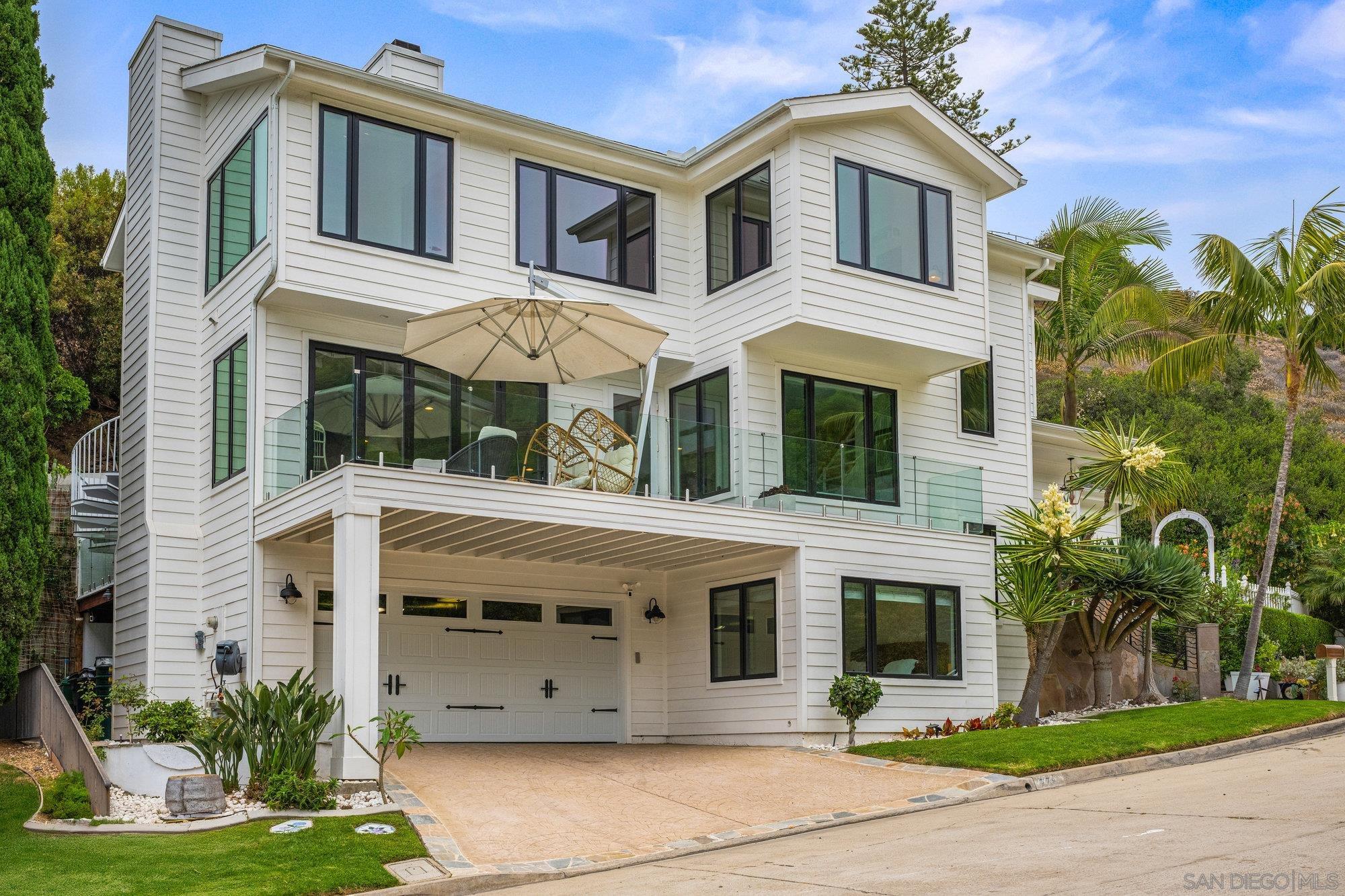 Detail Gallery Image 2 of 33 For 778  La Canada St, La Jolla,  CA 92037 - 4 Beds | 3/1 Baths