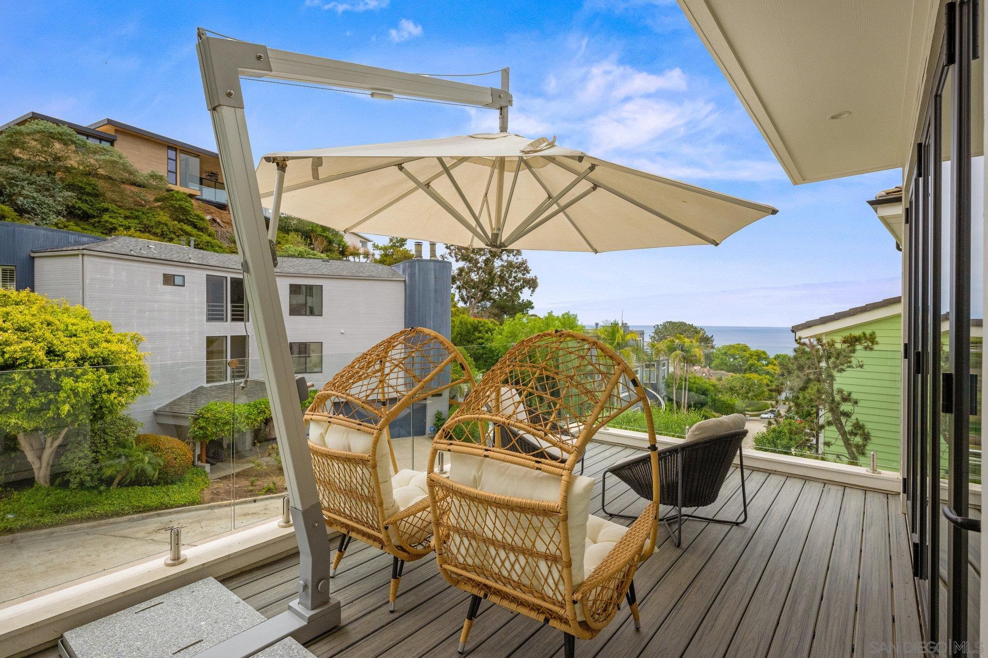 Detail Gallery Image 15 of 33 For 778  La Canada St, La Jolla,  CA 92037 - 4 Beds | 3/1 Baths