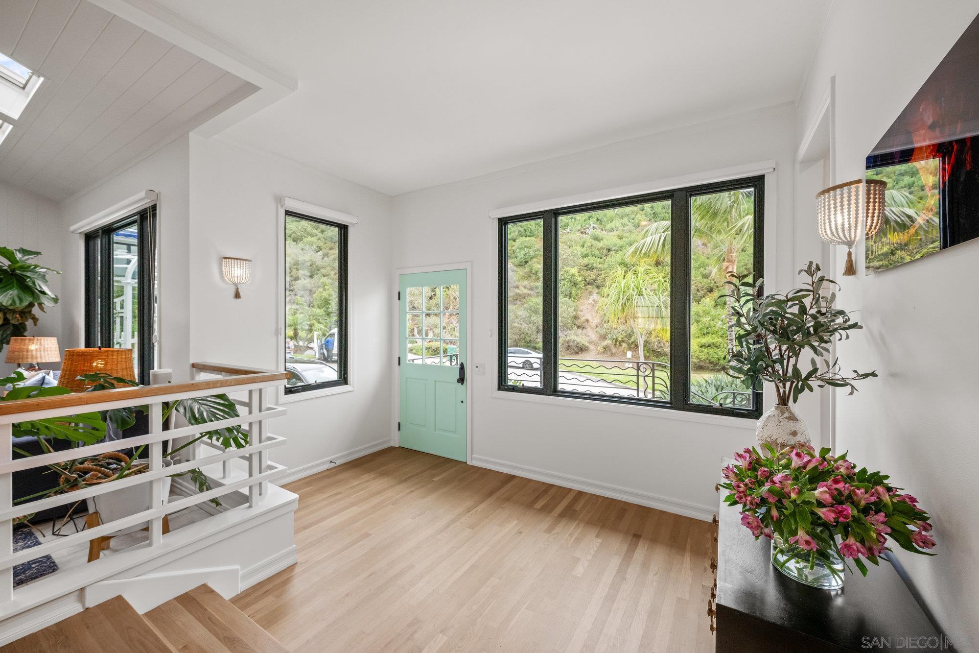 Detail Gallery Image 3 of 33 For 778  La Canada St, La Jolla,  CA 92037 - 4 Beds | 3/1 Baths