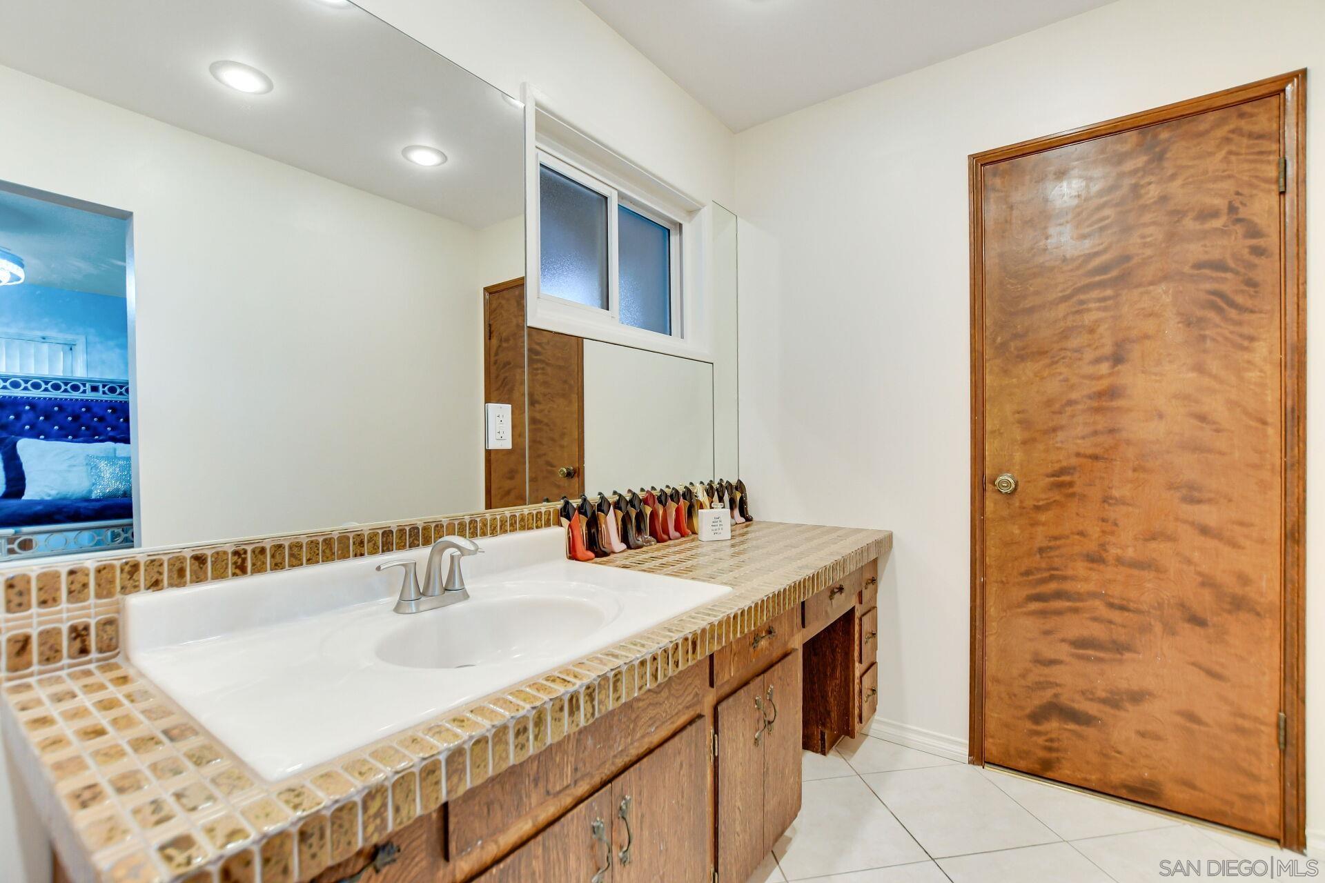 Detail Gallery Image 22 of 67 For , Lakewood,  CA 90715 - 3 Beds | 2 Baths