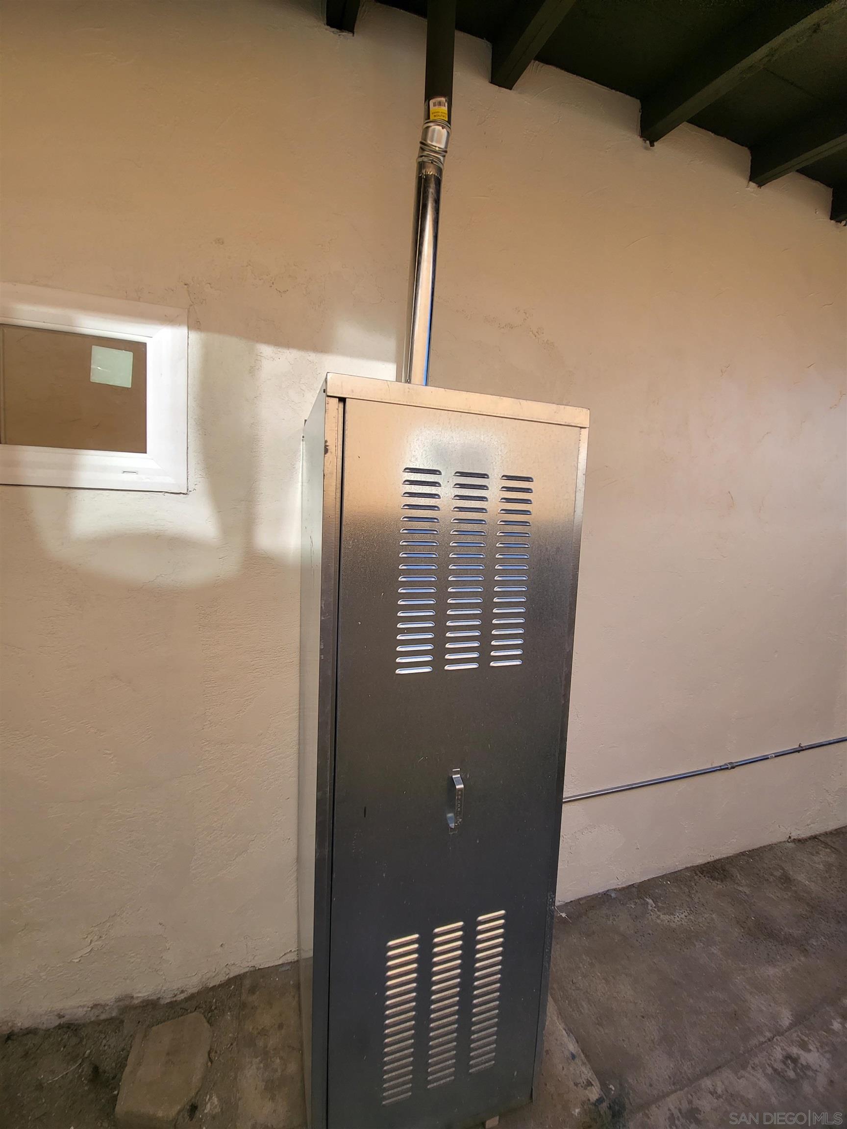 Detail Gallery Image 38 of 46 For 45 E 26th St, National City,  CA 91950 - – Beds | – Baths