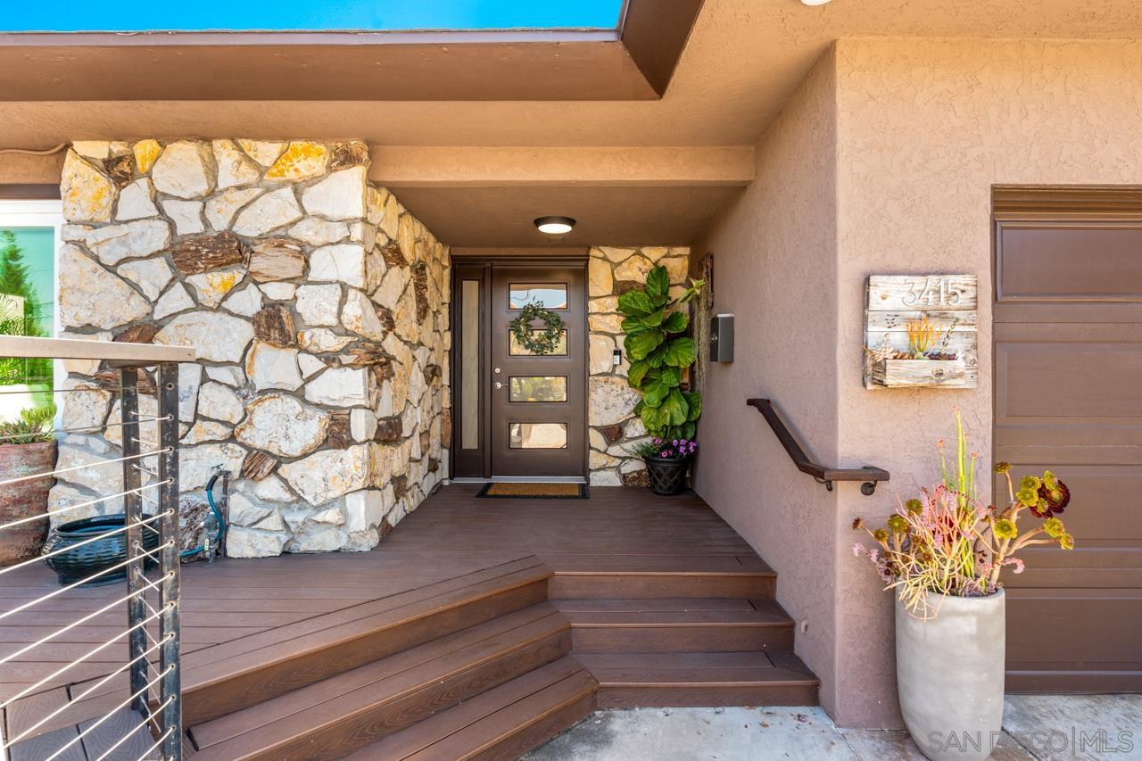 Detail Gallery Image 11 of 51 For 3415  Fenelon St, San Diego,  CA 92106 - 4 Beds | 4 Baths