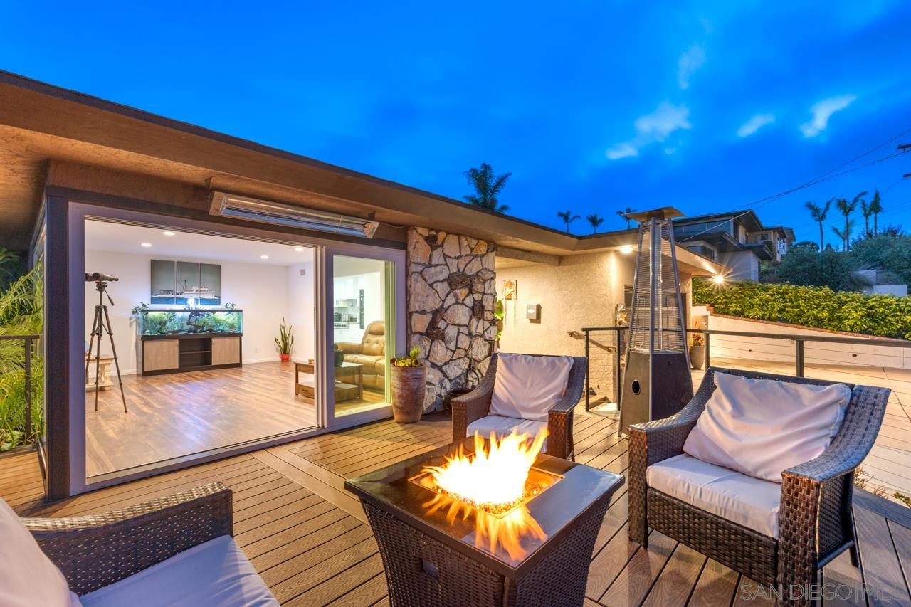 Detail Gallery Image 17 of 51 For 3415  Fenelon St, San Diego,  CA 92106 - 4 Beds | 4 Baths