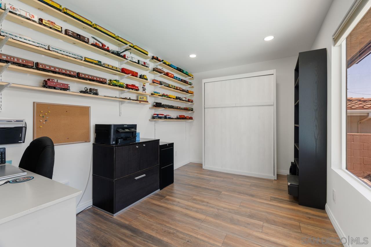 Detail Gallery Image 40 of 51 For 3415  Fenelon St, San Diego,  CA 92106 - 4 Beds | 4 Baths