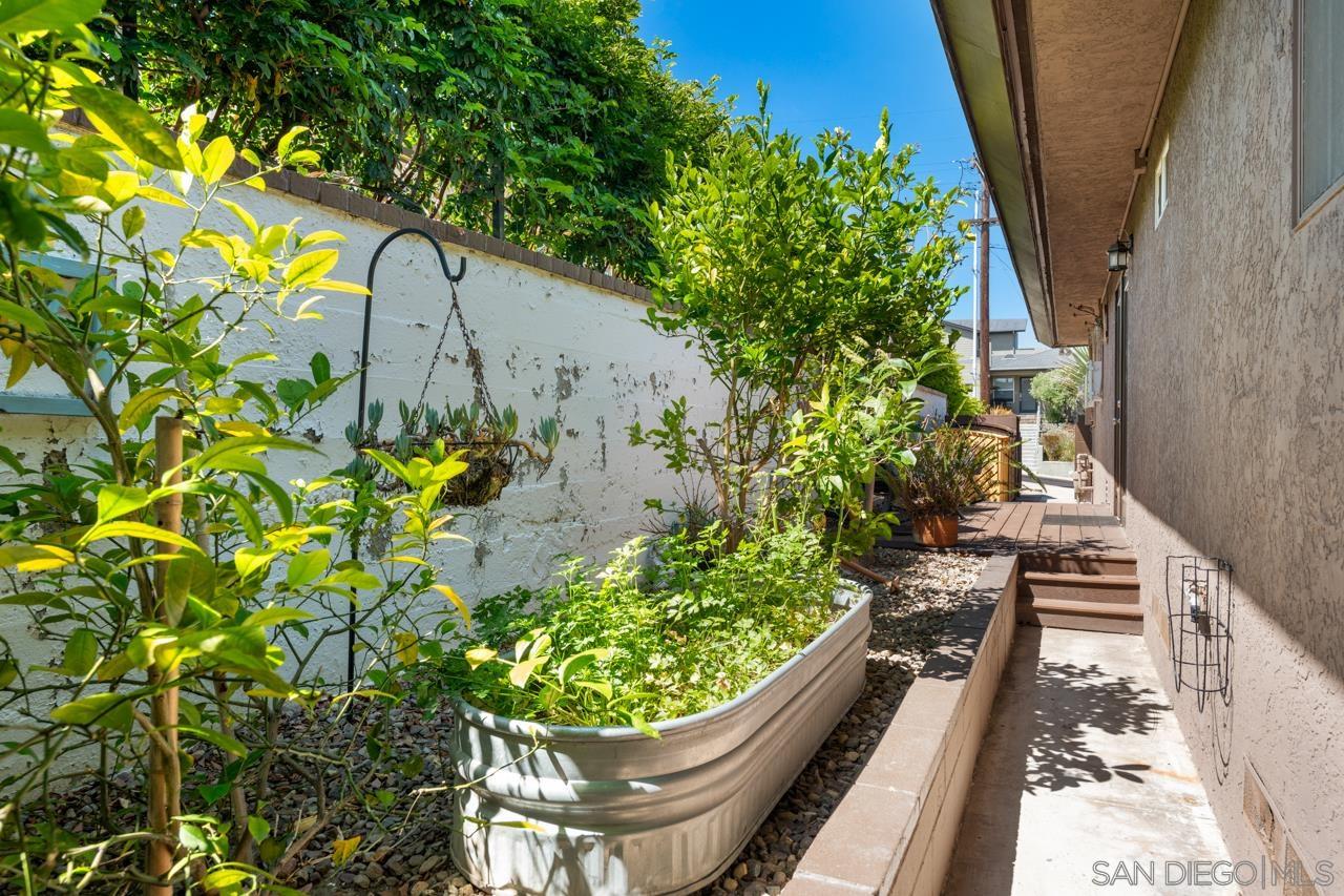 Detail Gallery Image 42 of 51 For 3415  Fenelon St, San Diego,  CA 92106 - 4 Beds | 4 Baths