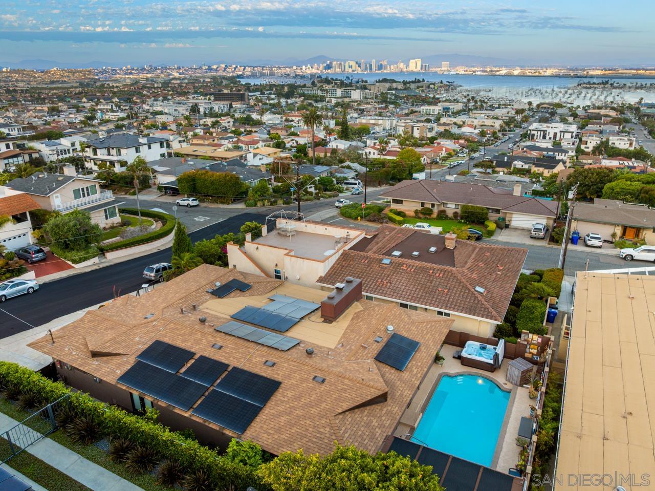 Detail Gallery Image 46 of 51 For 3415  Fenelon St, San Diego,  CA 92106 - 4 Beds | 4 Baths