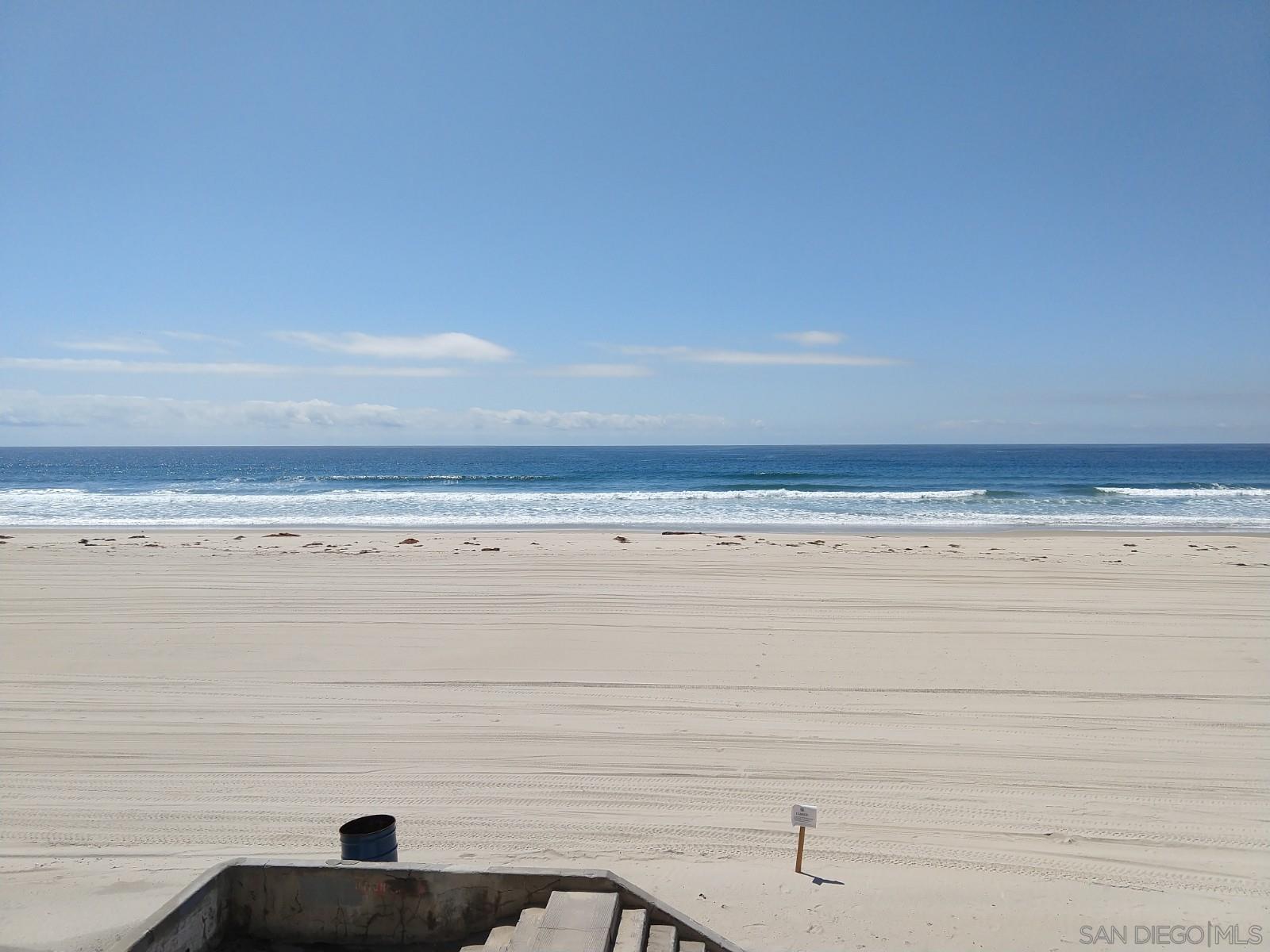 Detail Gallery Image 17 of 23 For 3755  Ocean Front Walk, San Diego,  CA 92109 - 2 Beds | 1 Baths