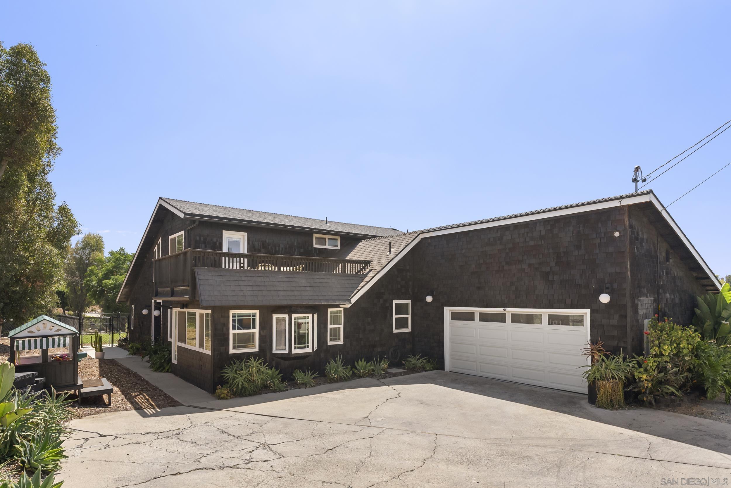 Front Image Thumbnail for SD250032857