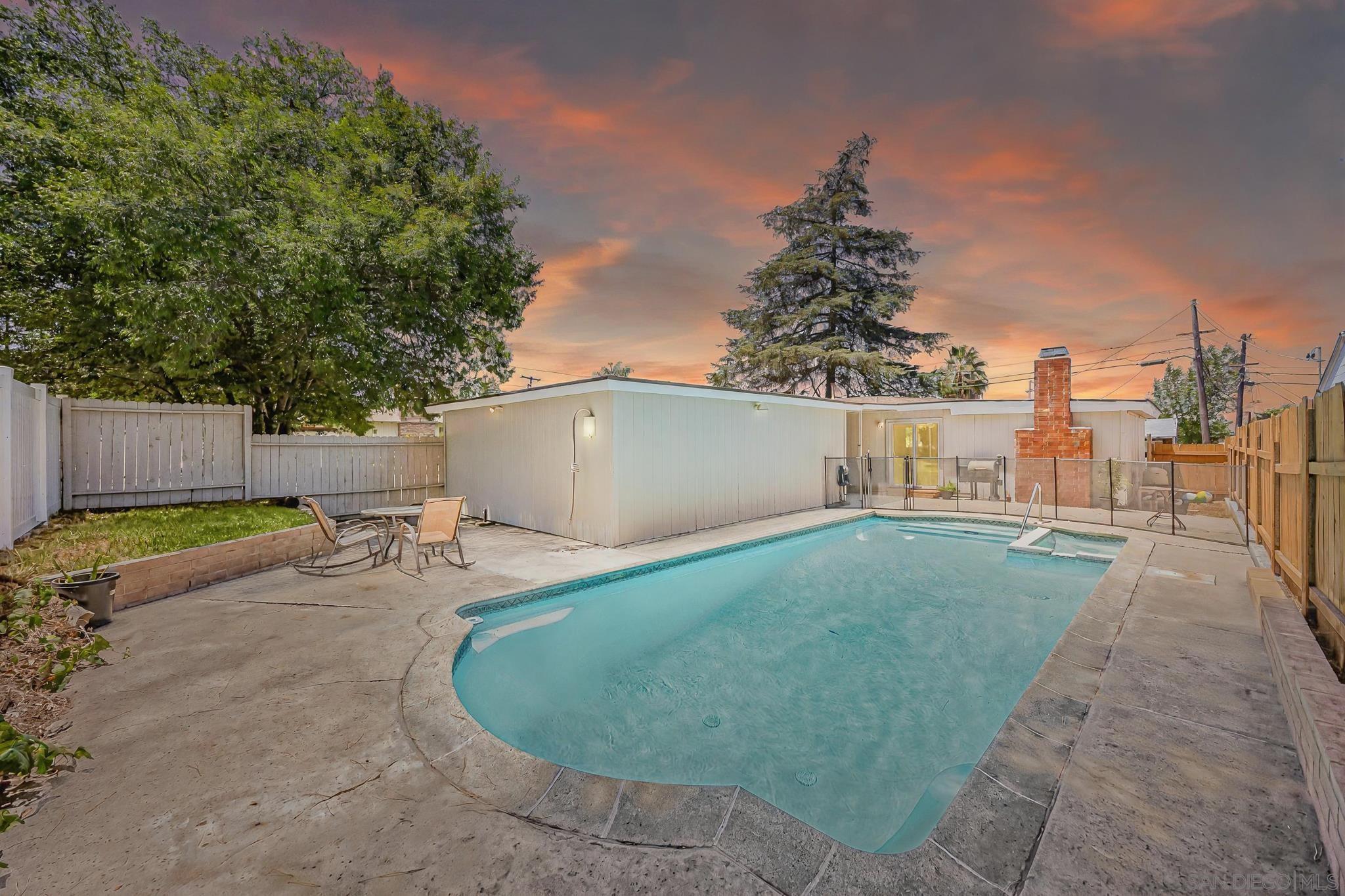 Detail Gallery Image 1 of 1 For 797  Laguna Ave, El Cajon,  CA 92020 - 3 Beds | 2 Baths