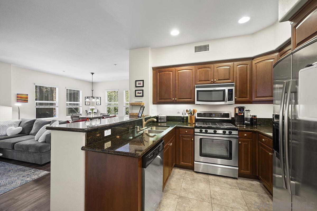 Detail Gallery Image 27 of 50 For 5432  Zeil Place, San Diego,  CA 92105 - 3 Beds | 2/2 Baths