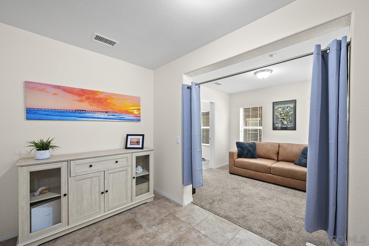 Detail Gallery Image 7 of 50 For 5432  Zeil Place, San Diego,  CA 92105 - 3 Beds | 2/2 Baths