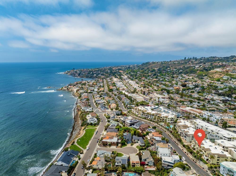 Detail Gallery Image 1 of 1 For 5420  La Jolla Blvd.  #B102,  La Jolla,  CA 92037 - 3 Beds | 2 Baths