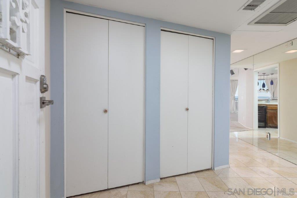 Detail Gallery Image 12 of 43 For 2414  Front St  11c,  San Diego,  CA 92101 - 2 Beds | 2 Baths