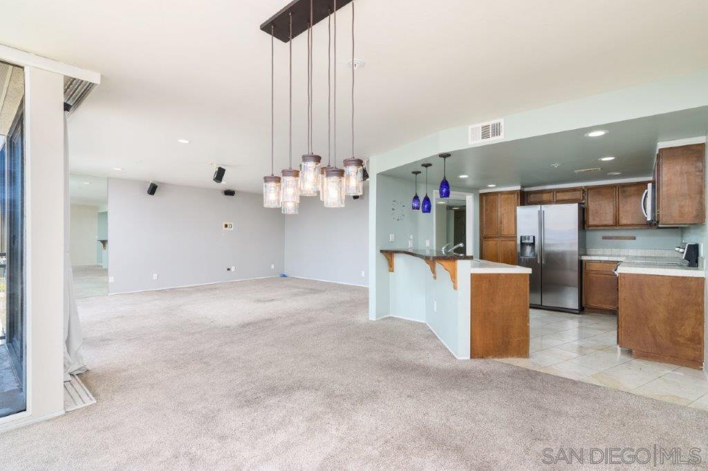 Detail Gallery Image 19 of 43 For 2414  Front St  11c,  San Diego,  CA 92101 - 2 Beds | 2 Baths