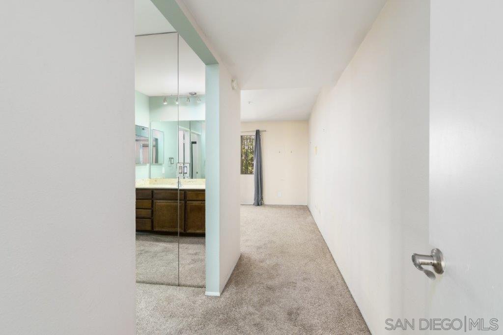 Detail Gallery Image 23 of 43 For 2414  Front St  11c,  San Diego,  CA 92101 - 2 Beds | 2 Baths