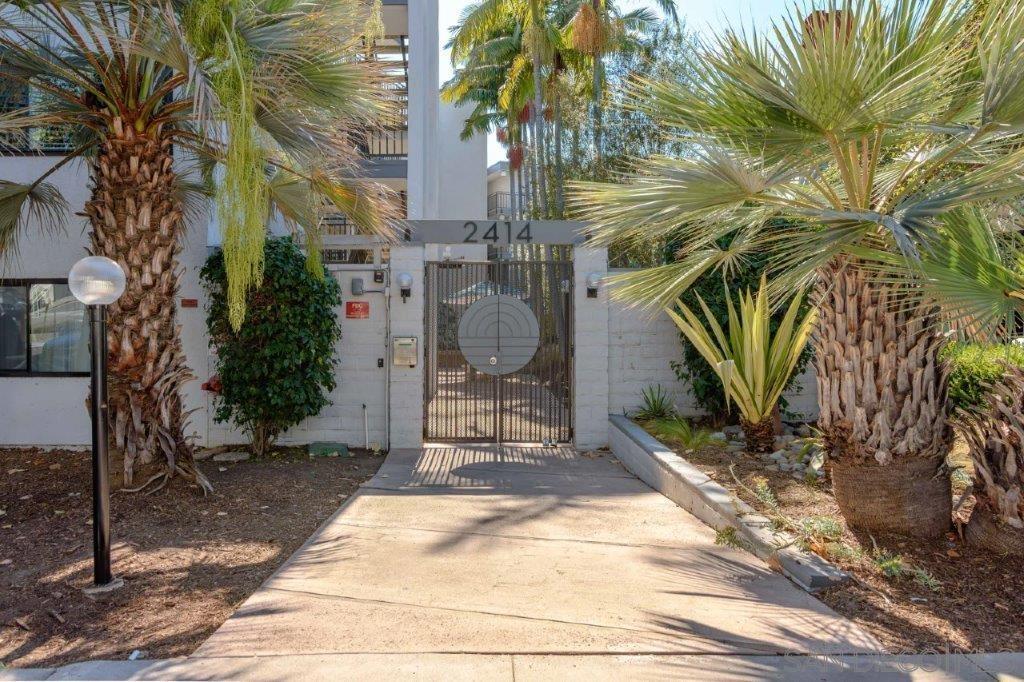 Detail Gallery Image 5 of 43 For 2414  Front St  11c,  San Diego,  CA 92101 - 2 Beds | 2 Baths