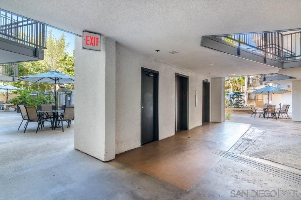 Detail Gallery Image 9 of 43 For 2414  Front St  11c,  San Diego,  CA 92101 - 2 Beds | 2 Baths