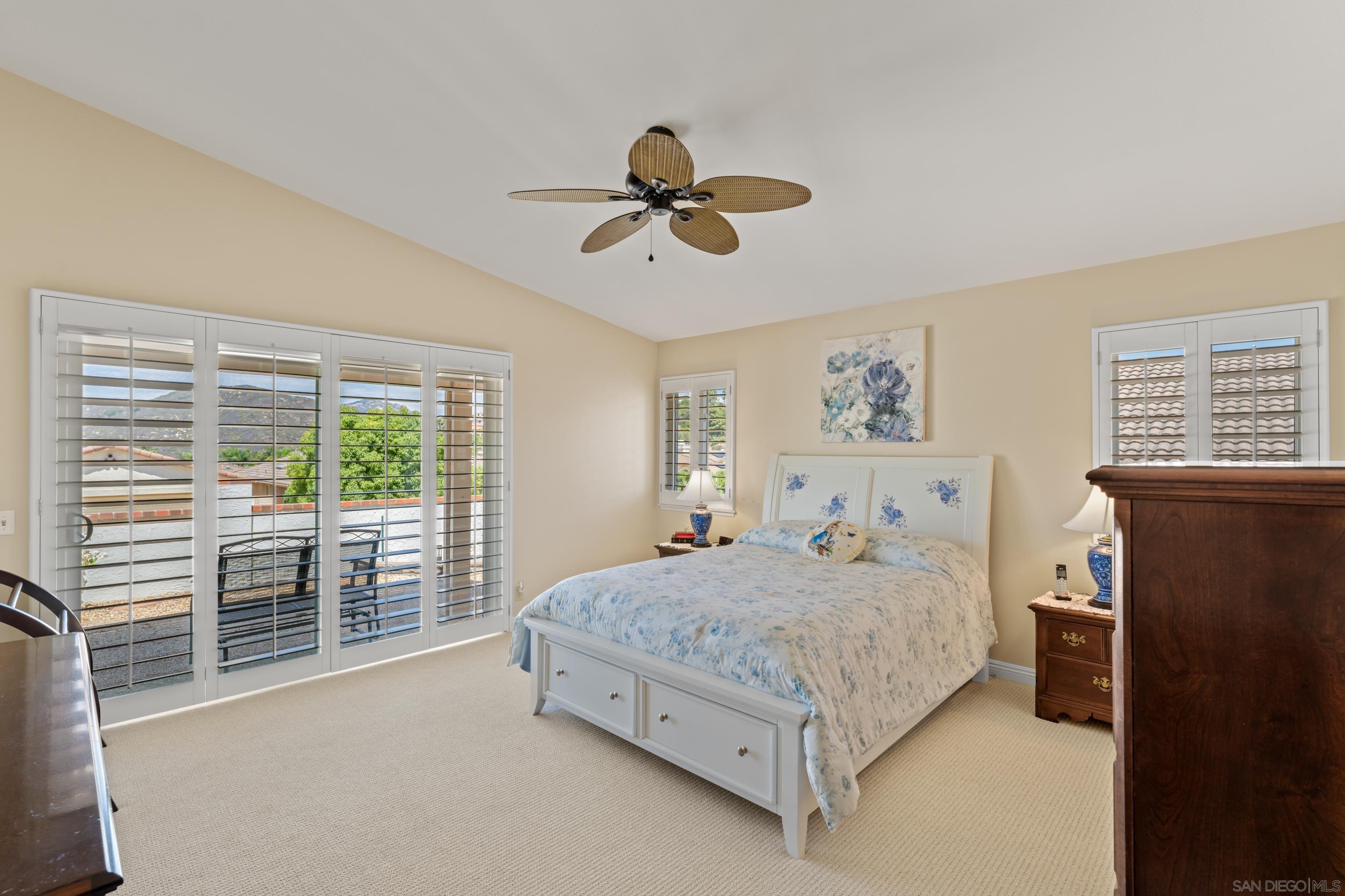 Detail Gallery Image 19 of 36 For 18018  Calle Estepona, San Diego,  CA 92128 - 2 Beds | 2 Baths