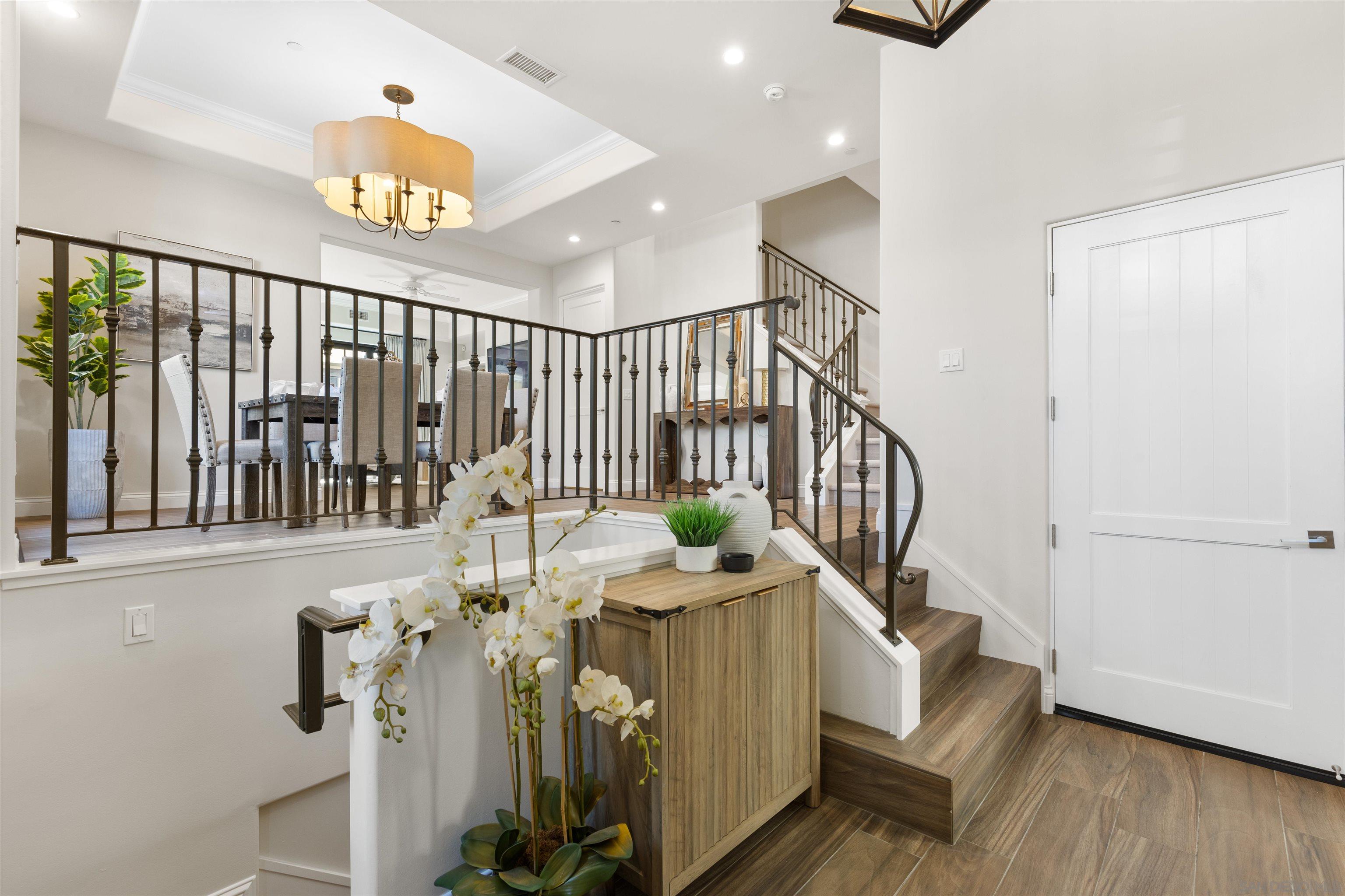 Detail Gallery Image 18 of 44 For 708  Silver Street, La Jolla,  CA 92037 - 4 Beds | 4 Baths