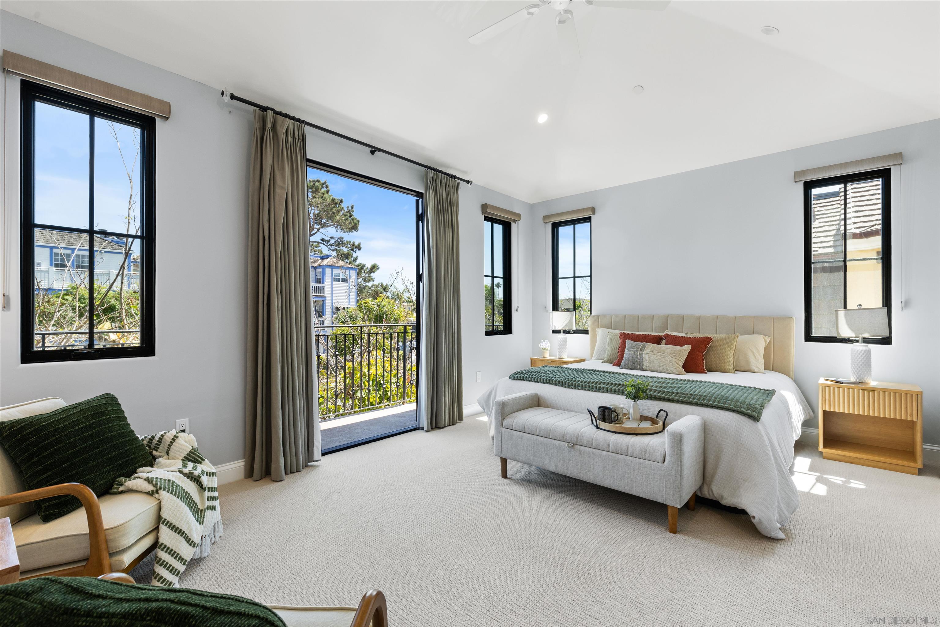 Detail Gallery Image 25 of 44 For 708  Silver Street, La Jolla,  CA 92037 - 4 Beds | 4 Baths