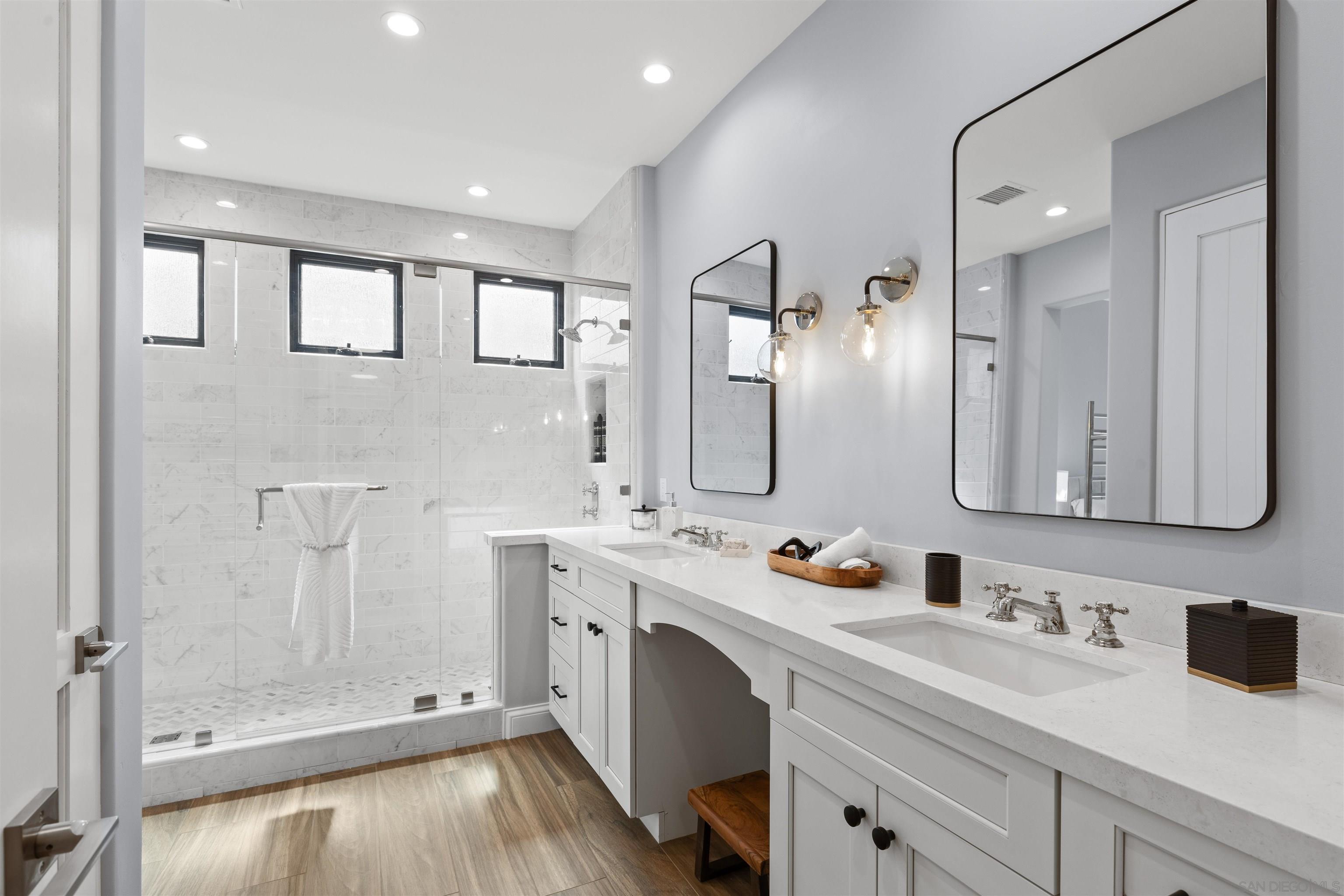 Detail Gallery Image 29 of 44 For 708  Silver Street, La Jolla,  CA 92037 - 4 Beds | 4 Baths