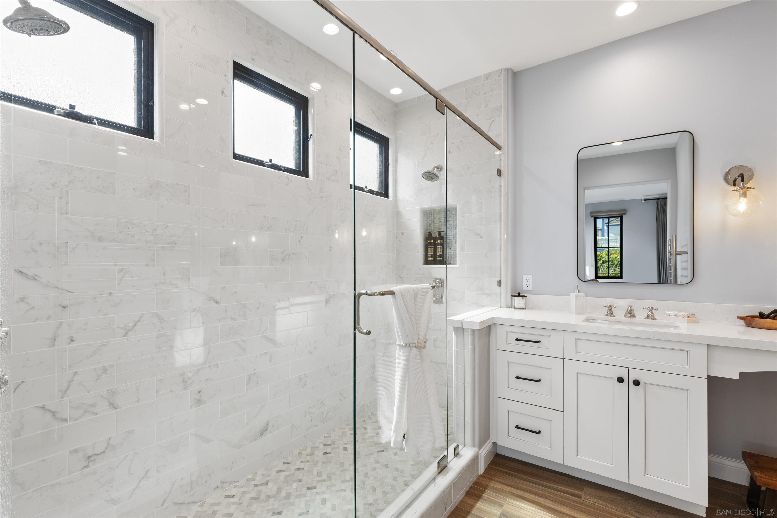 Detail Gallery Image 30 of 44 For 708  Silver Street, La Jolla,  CA 92037 - 4 Beds | 4 Baths