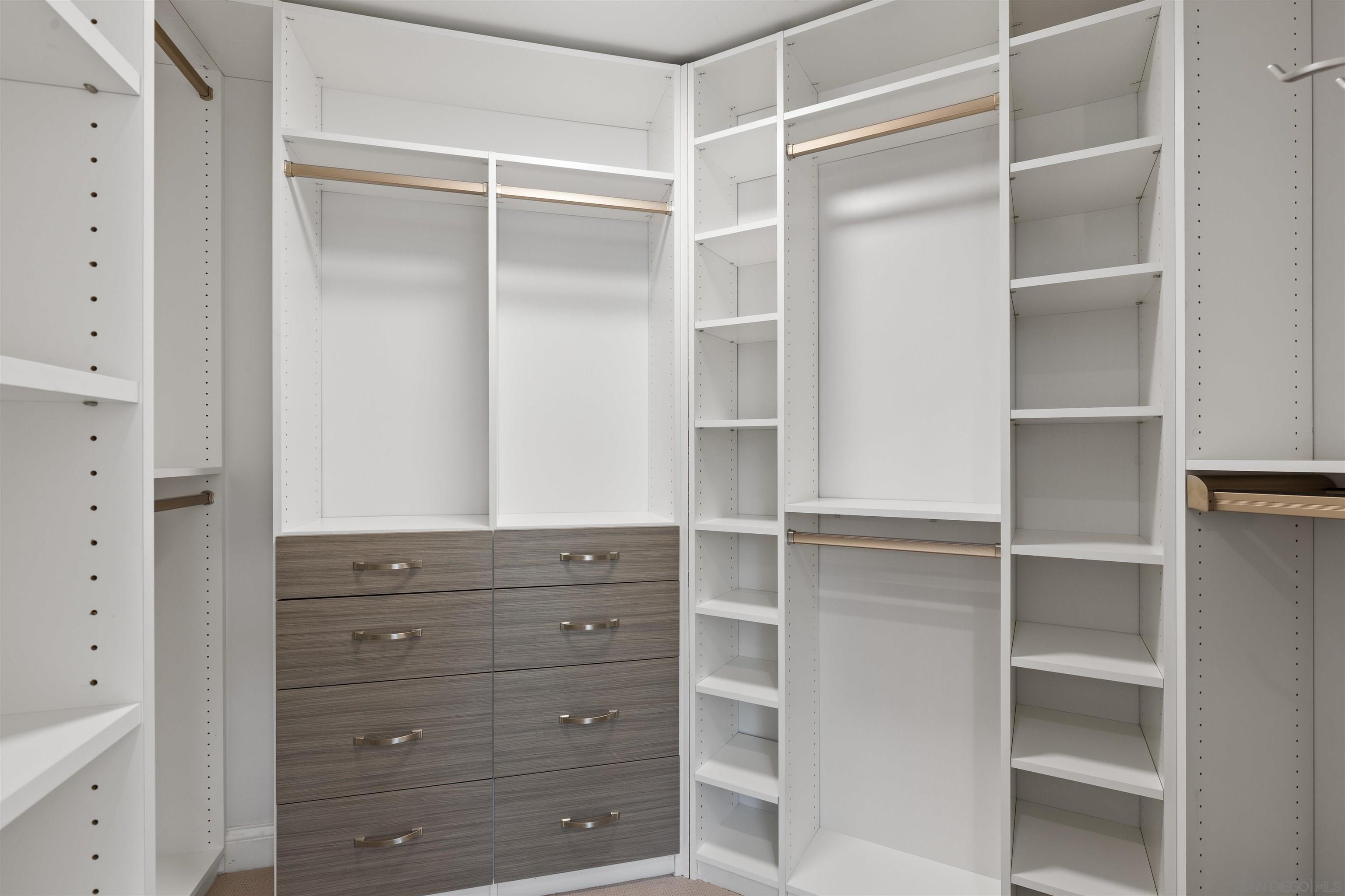 Detail Gallery Image 31 of 44 For 708  Silver Street, La Jolla,  CA 92037 - 4 Beds | 4 Baths