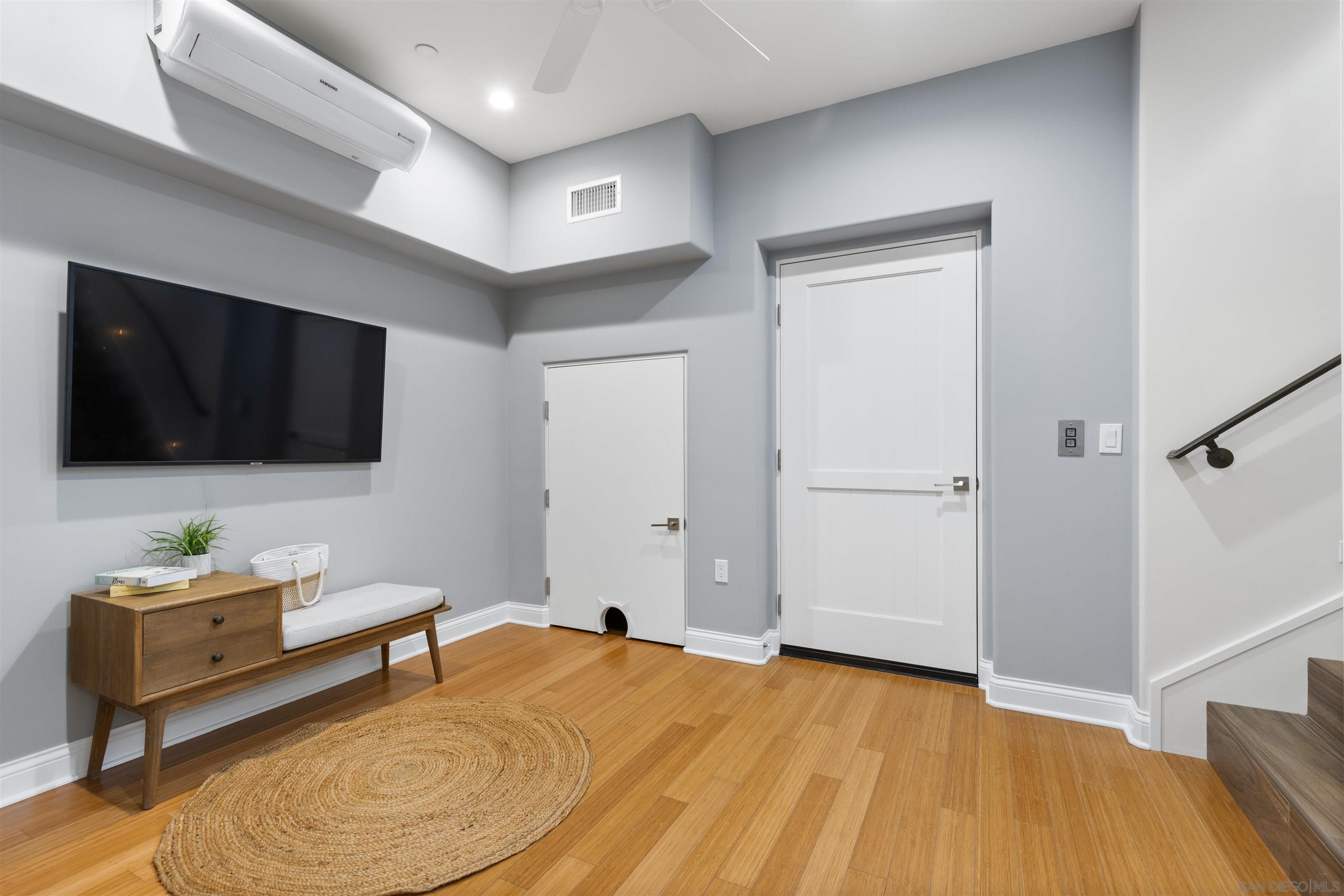 Detail Gallery Image 40 of 44 For 708  Silver Street, La Jolla,  CA 92037 - 4 Beds | 4 Baths