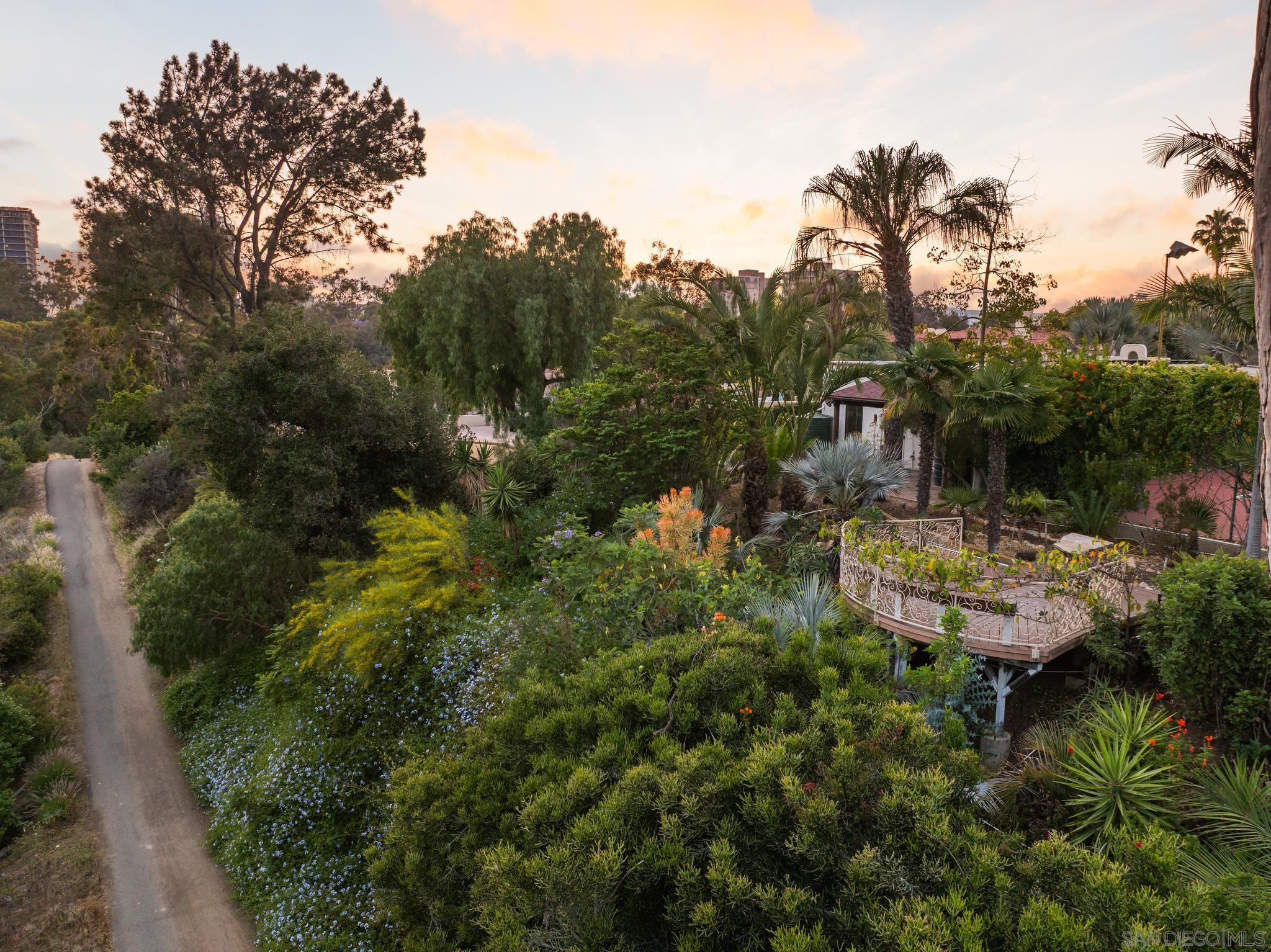 Detail Gallery Image 25 of 26 For 1034  Myrtle Way, San Diego,  CA 92103 - 2 Beds | 2 Baths